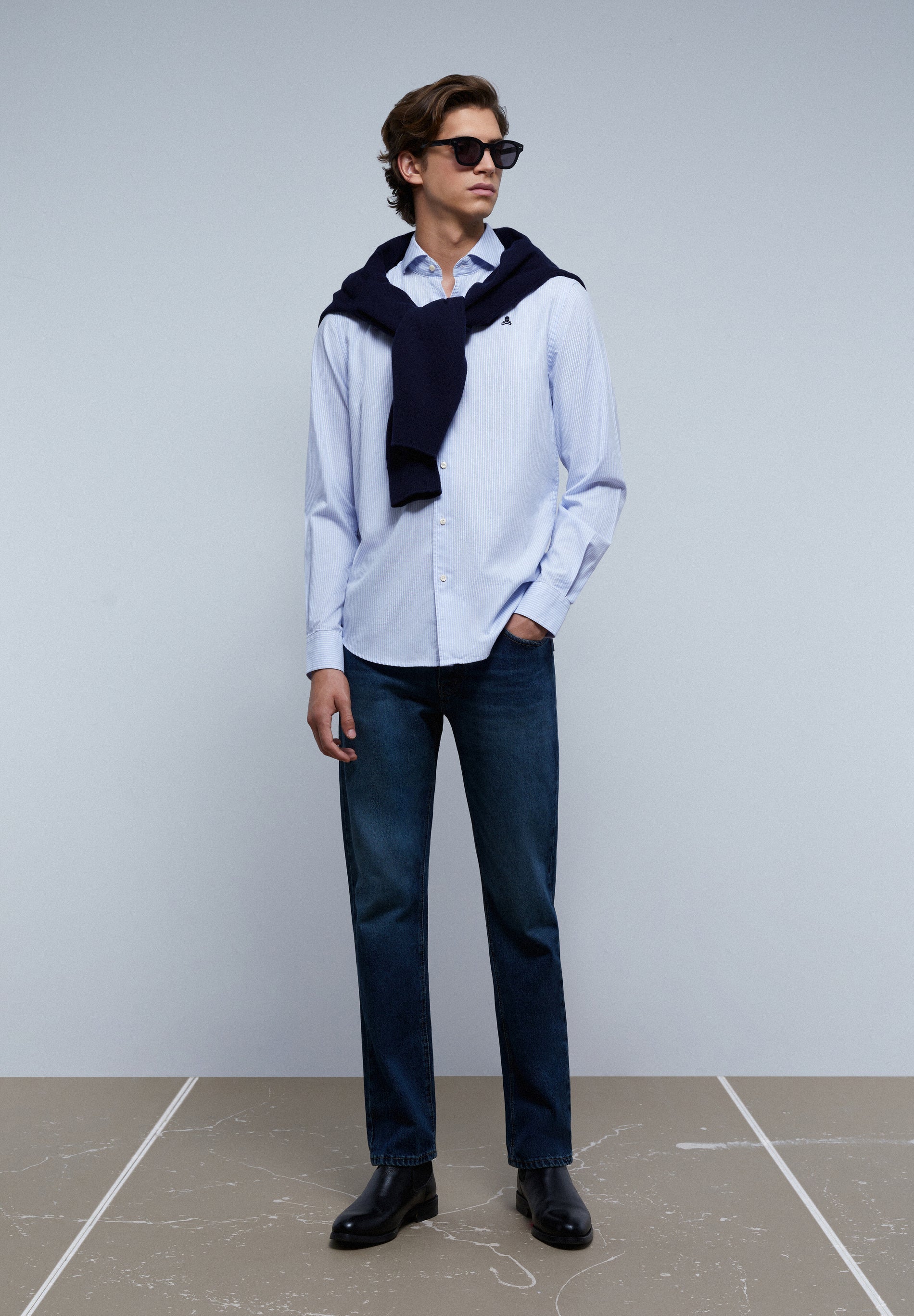 CAMISA CALAVERA CONTRASTE