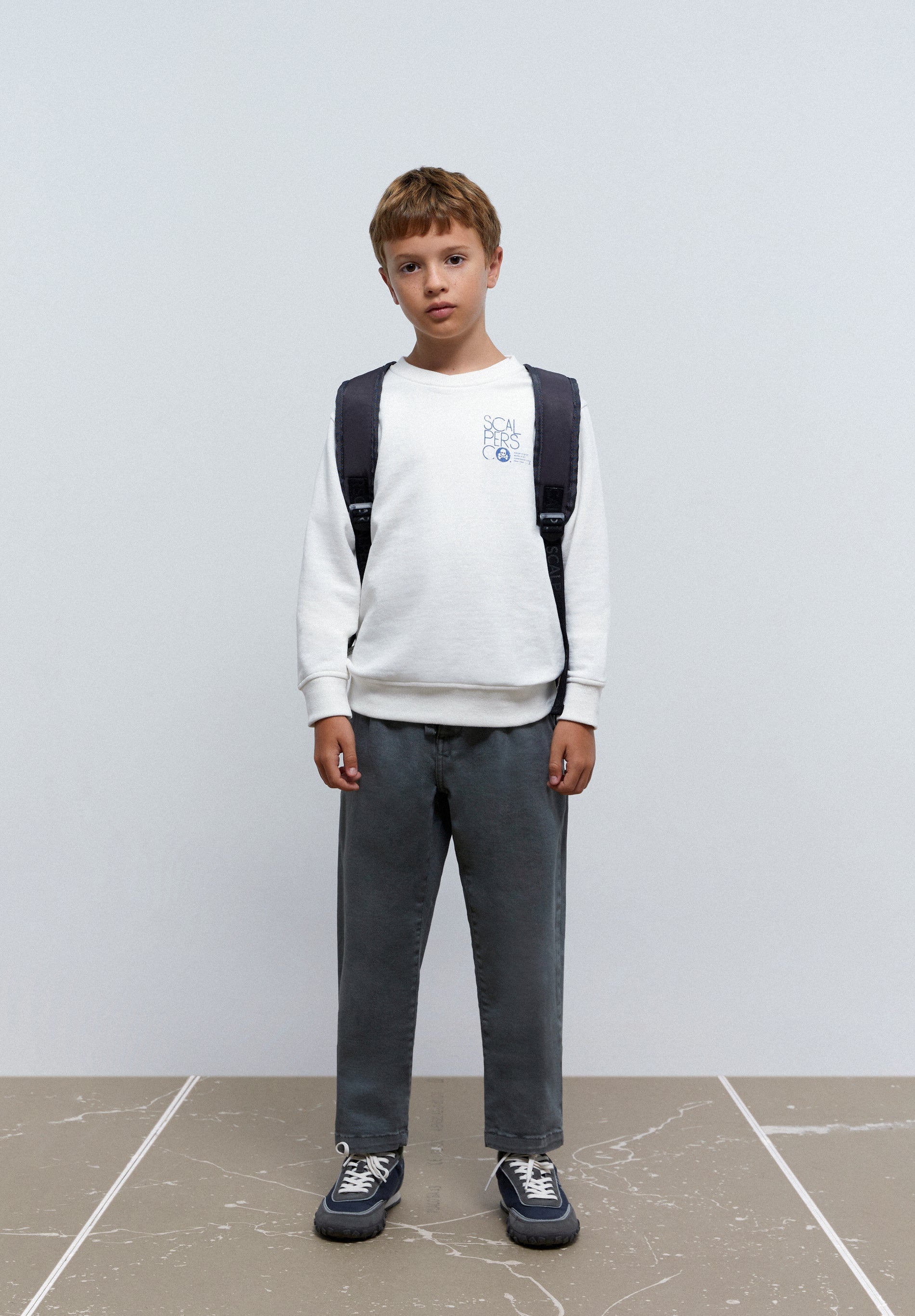 SUDADERA PARCHE TRASERO