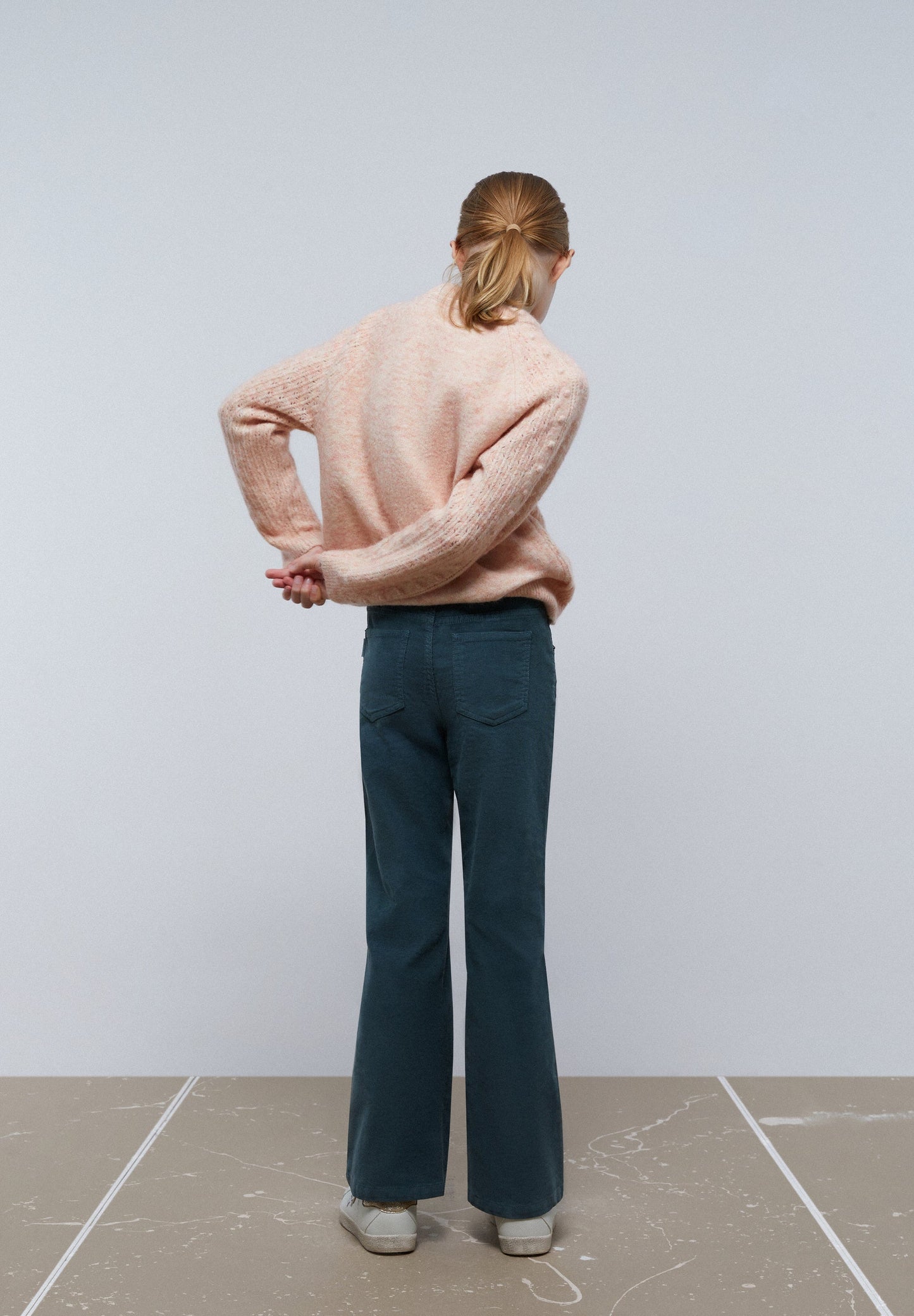 PANTALÓN FLARE MICROPANA