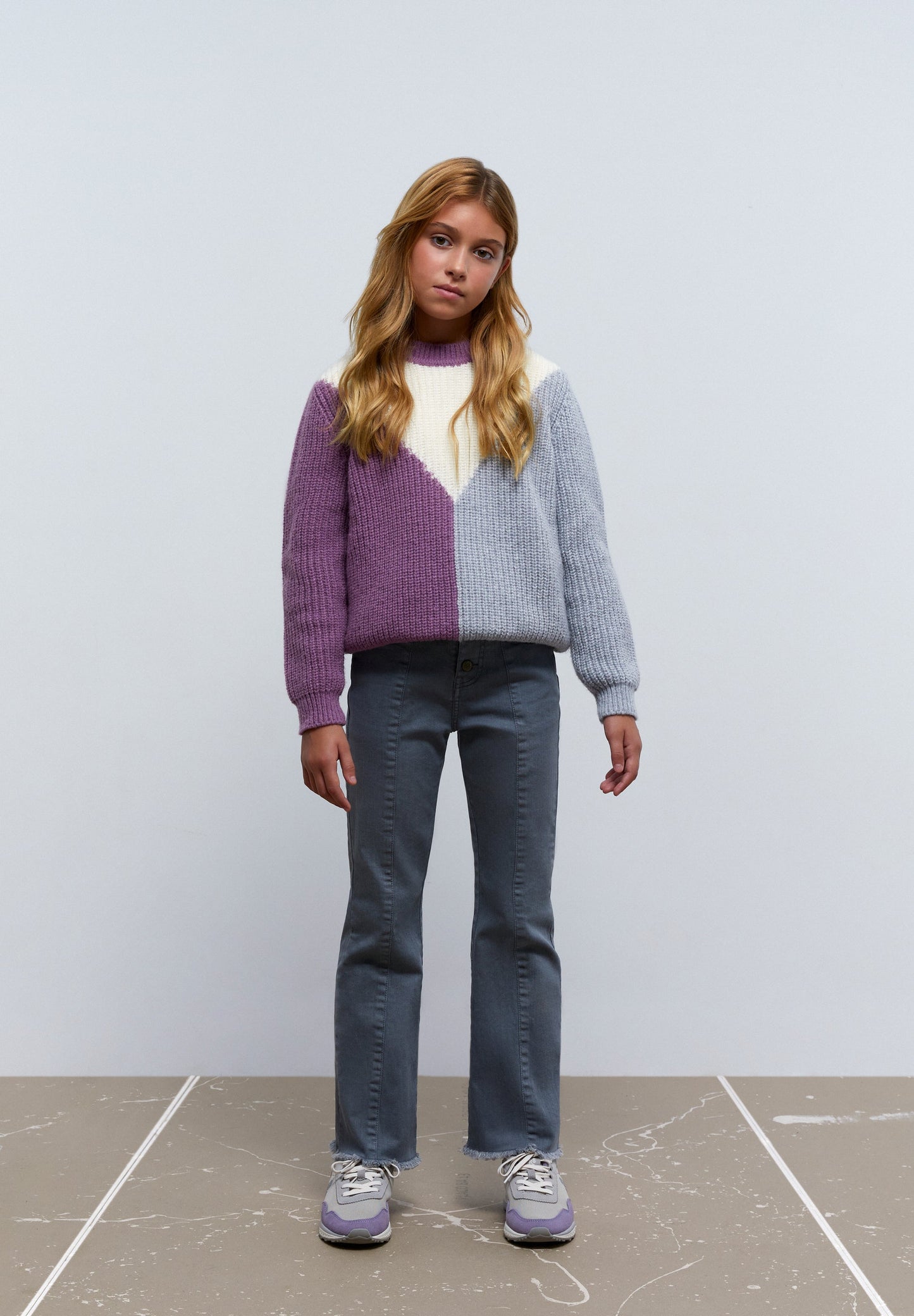 PANTALÓN FLARE BOTONES