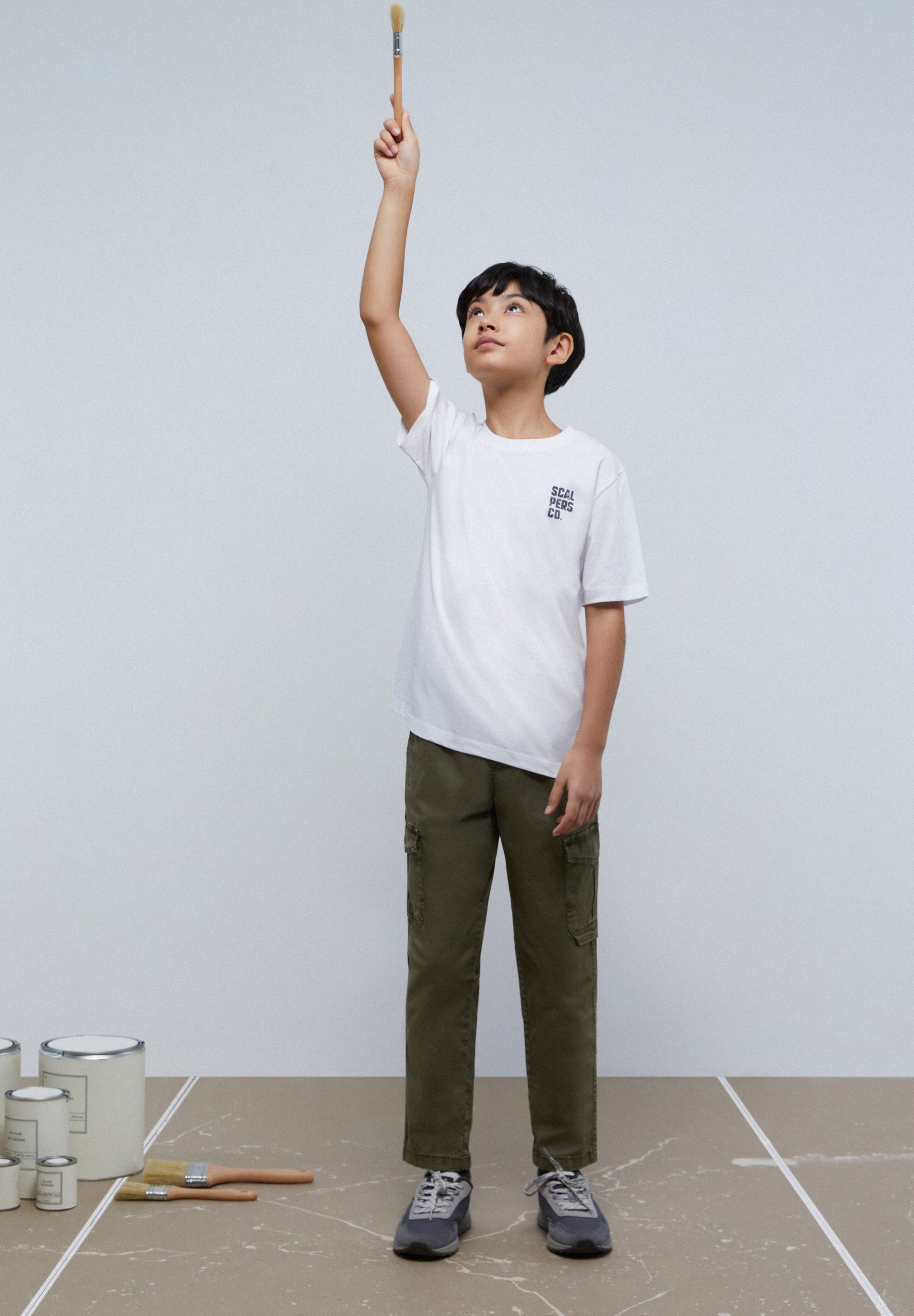 CAMISETA PRINT TRASERO MINIMALISTA