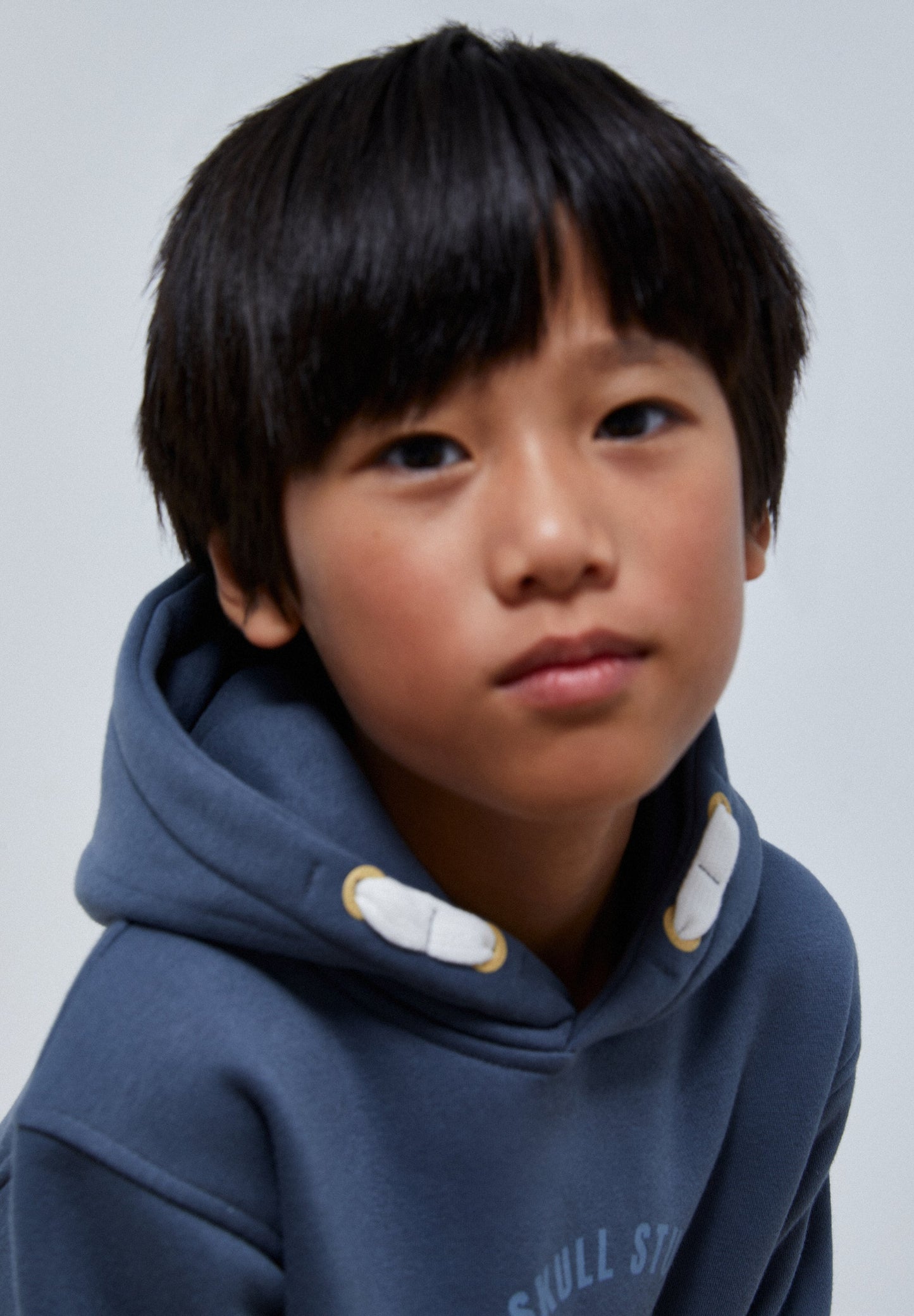 SUDADERA CAPUCHA PRINT RELIEVE