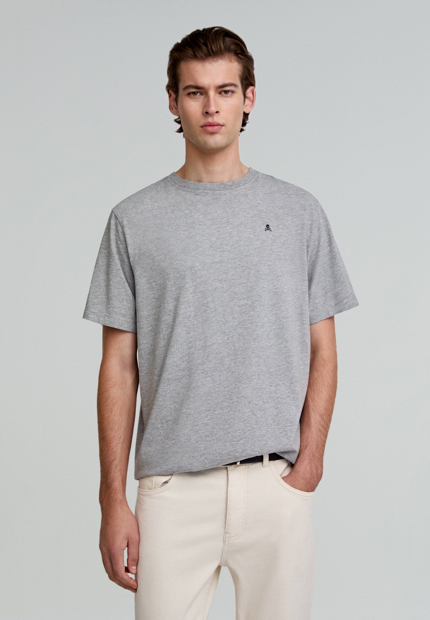 POLERA BÁSICA CALAVERA RELAXED FIT