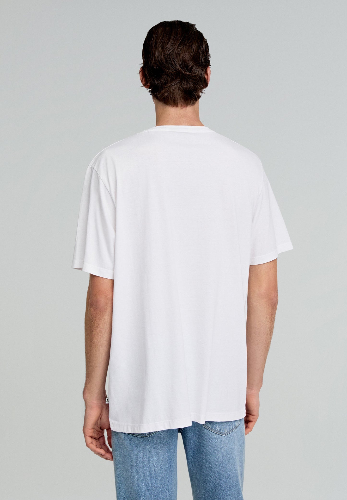 POLERA BÁSICA CALAVERA RELAXED FIT