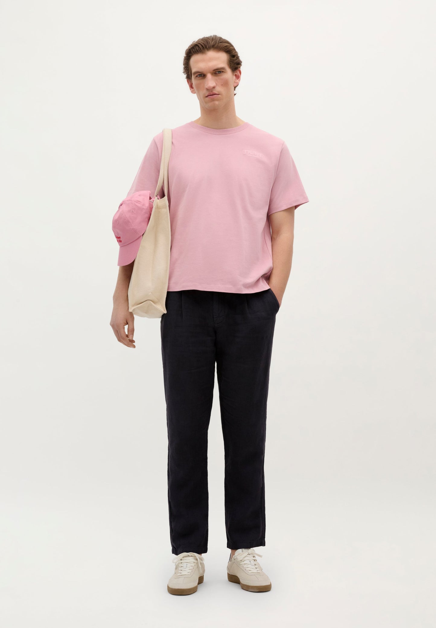 CAMISETA LOGO RELIEVE