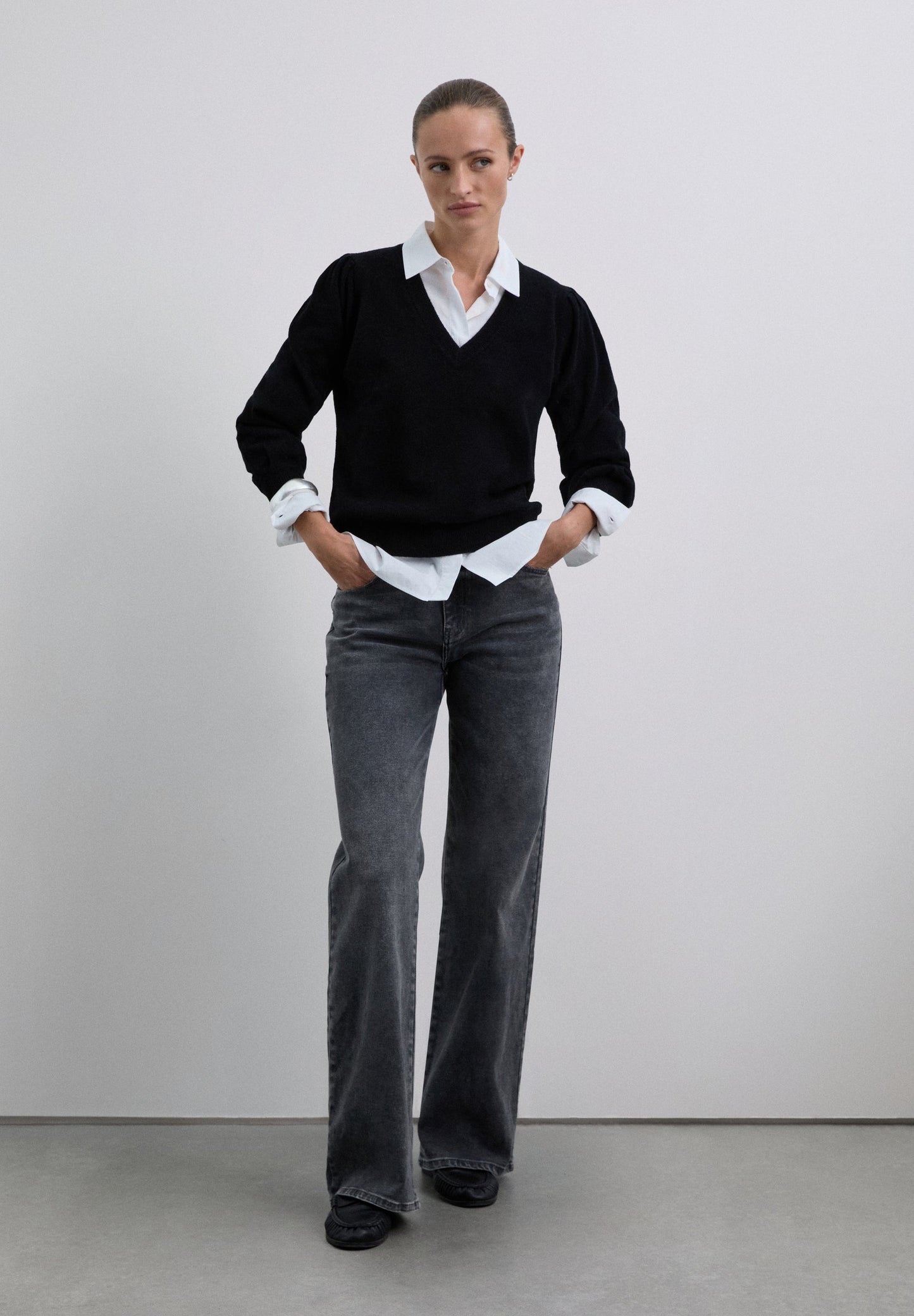 CHALECO MANGA ABULLONADA