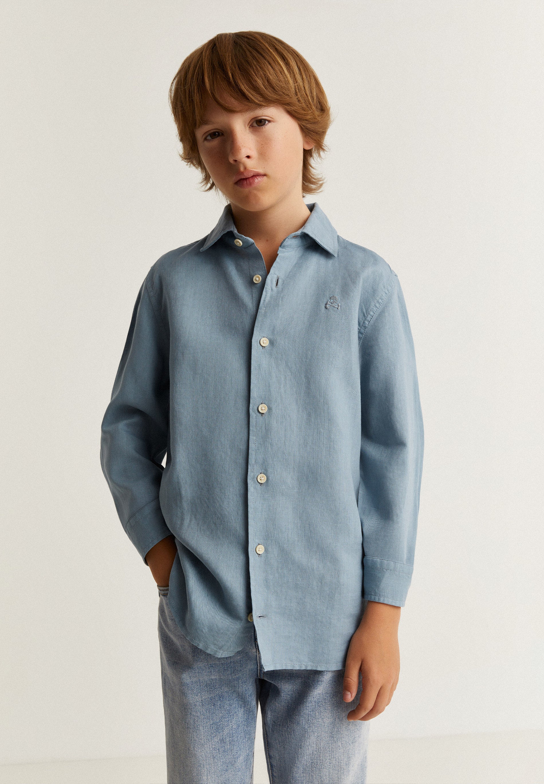 CAMISA CALAVERA BODADA A TONO