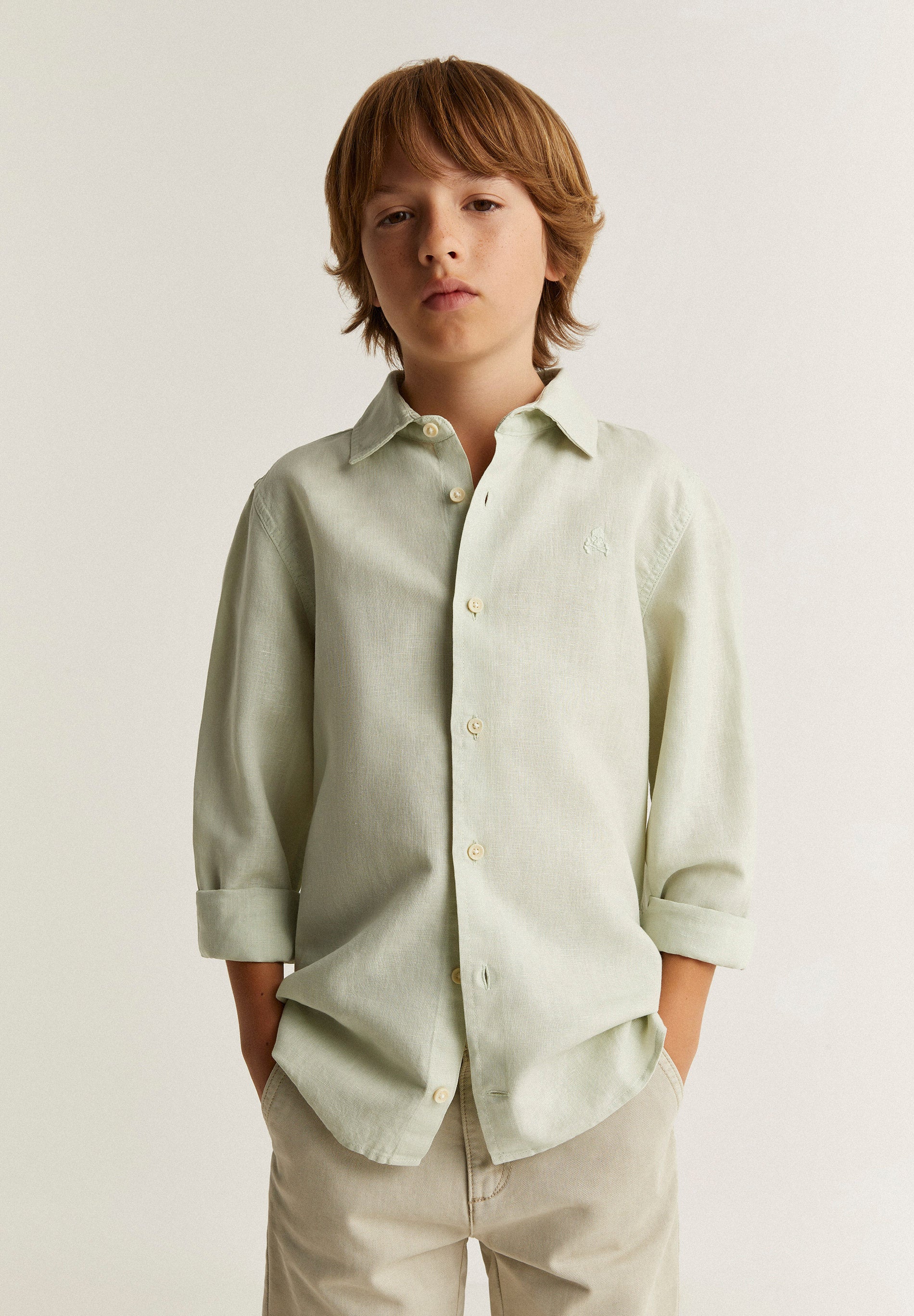 CAMISA CALAVERA BODADA A TONO