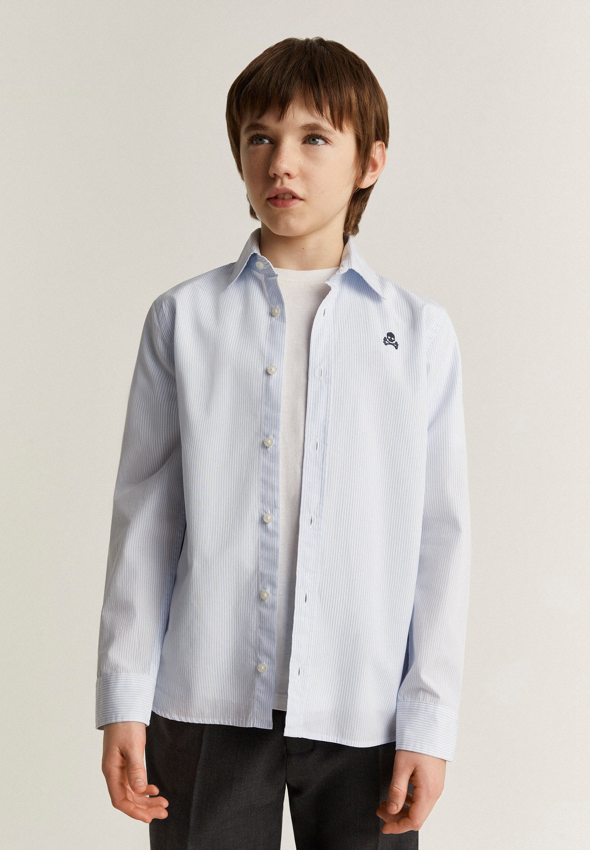 CAMISA CALAVERA CONTRASTE