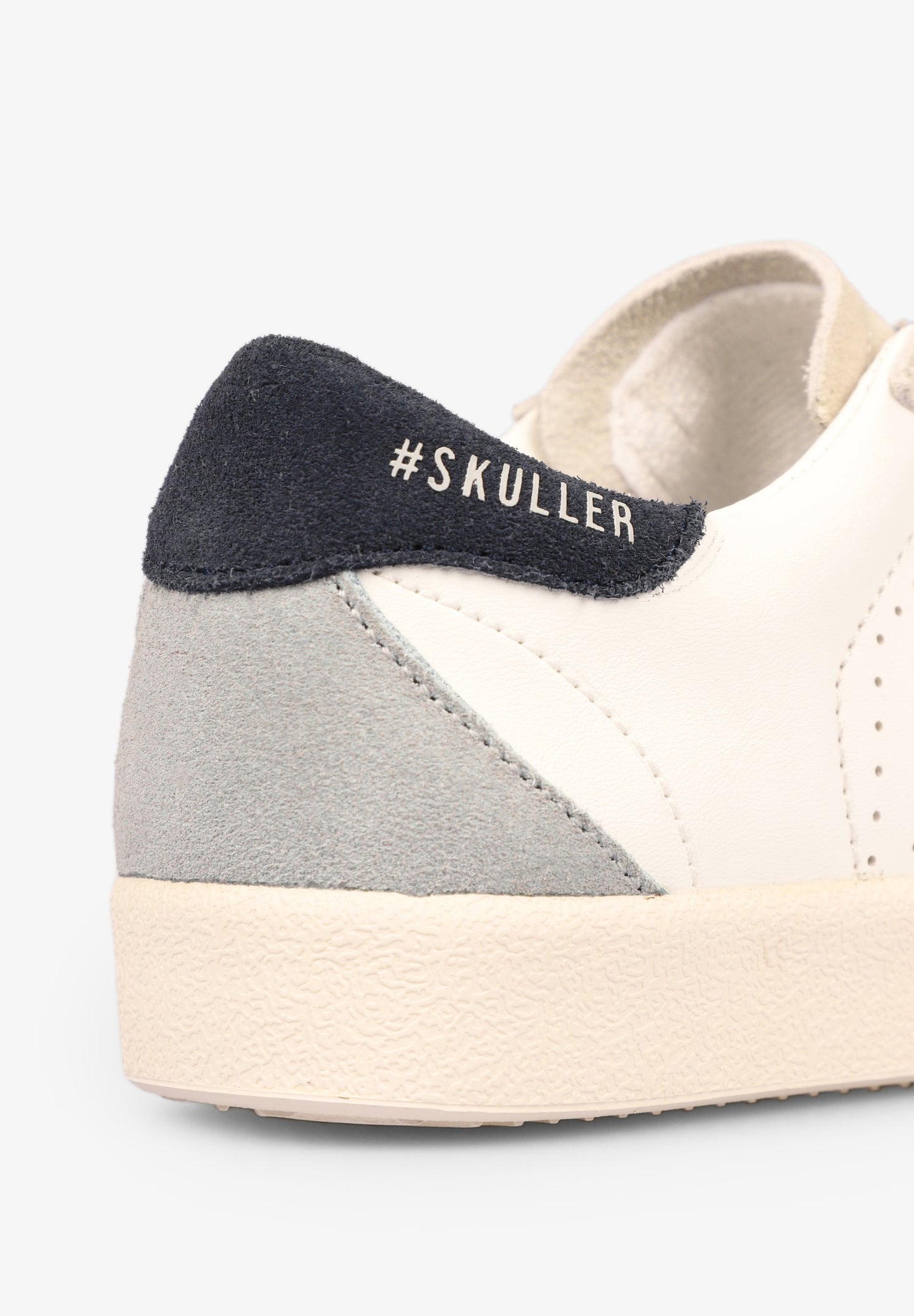 SNEAKERS BAJAS CALAVERA