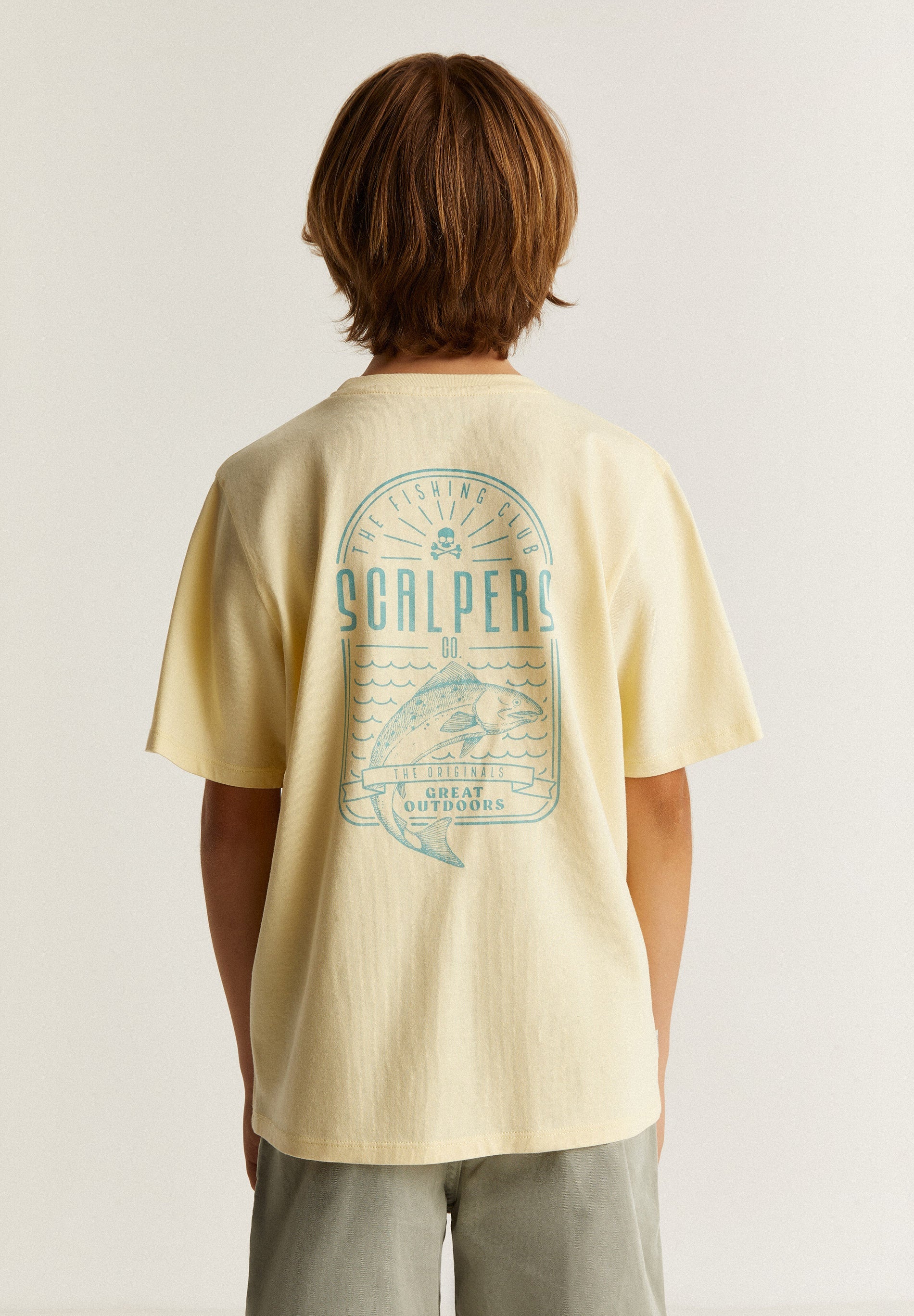 CAMISETA PRINT TRASERO CONTRASTE