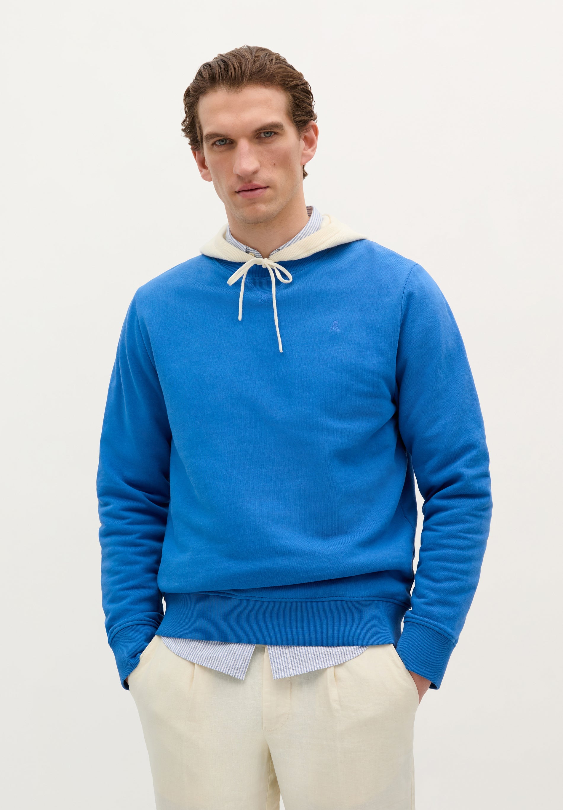 POLERÓN BÁSICO CALAVERA BORDADA