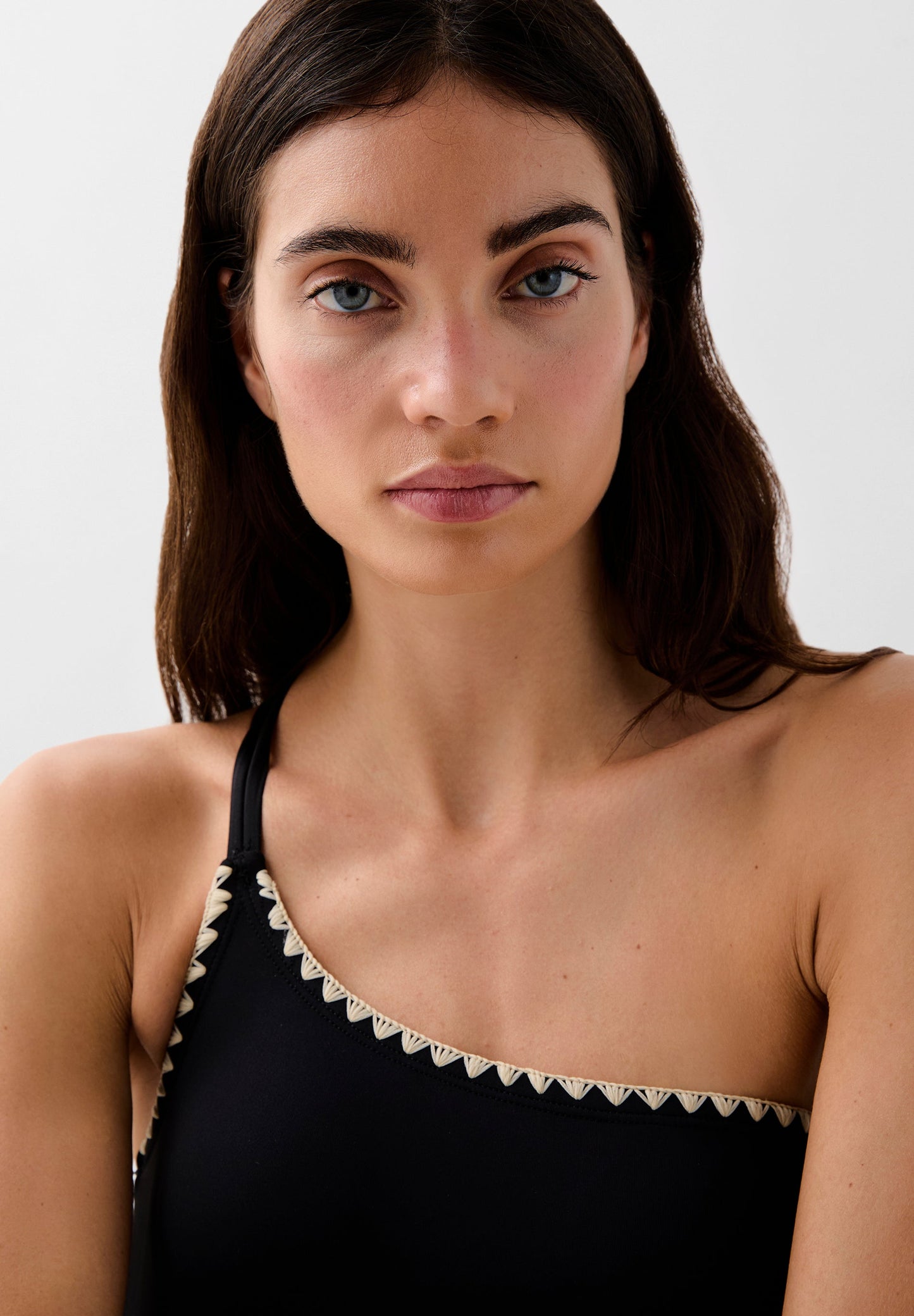 BAÑADOR ASIMÉTRICO