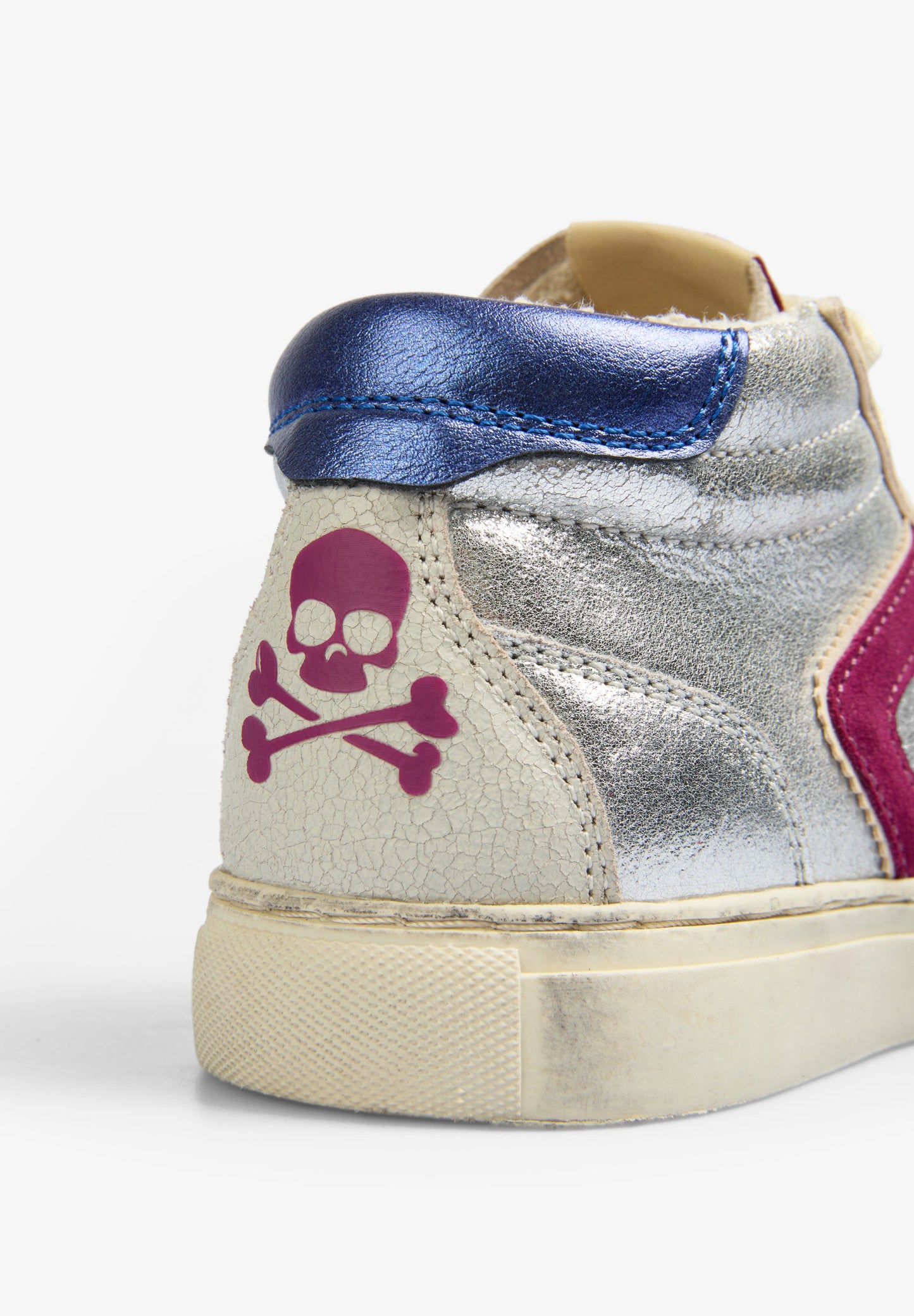 SNEAKERS BOTAS METALIZADAS