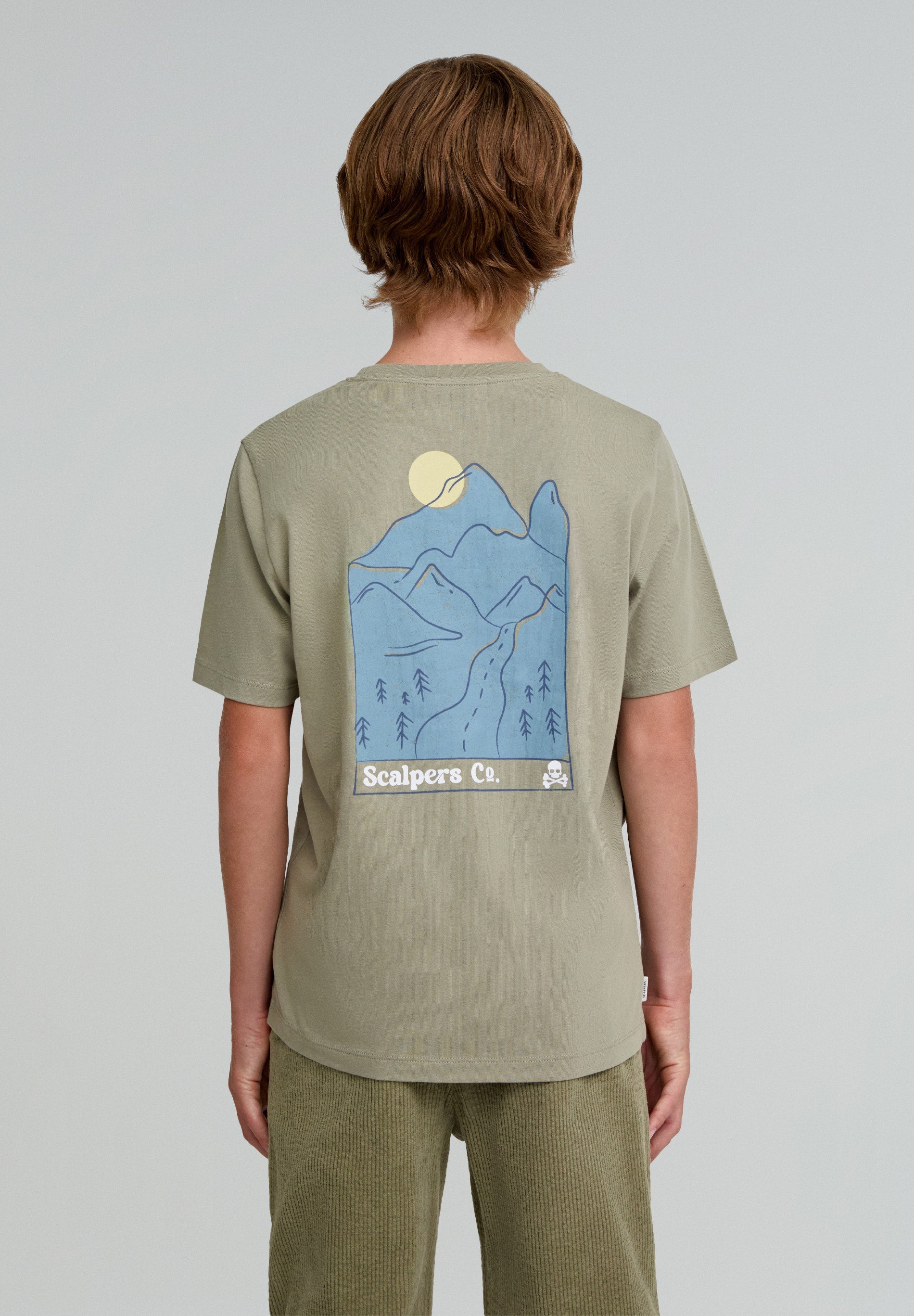 CAMISETA DIBUJO TRASERO