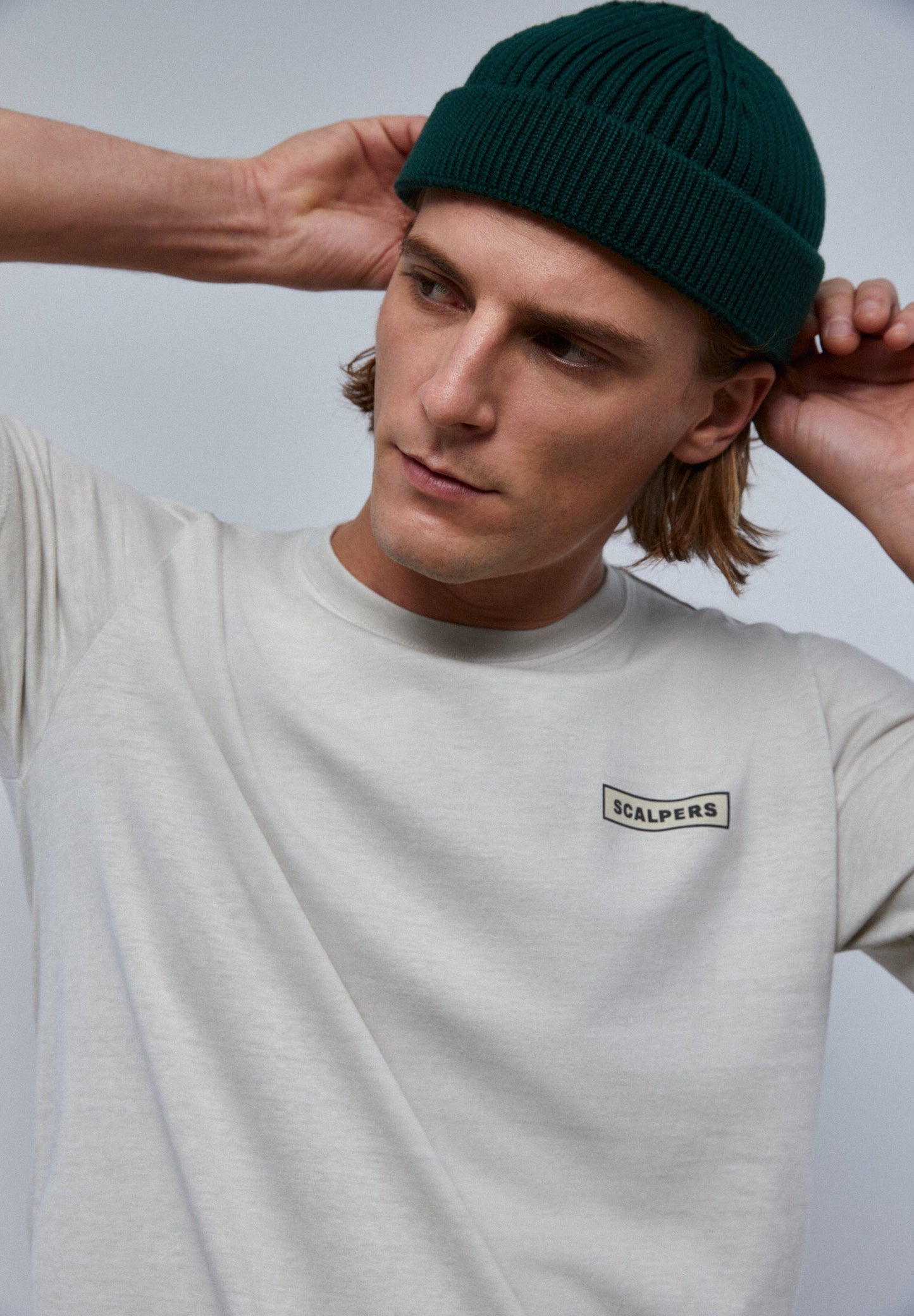 CAMISETA PRINT TRASERO GEOMÉTRICO