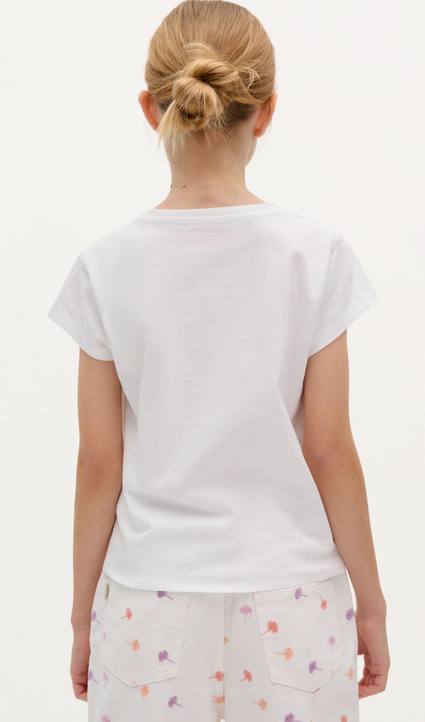 POLERA CALAVERA NUDO