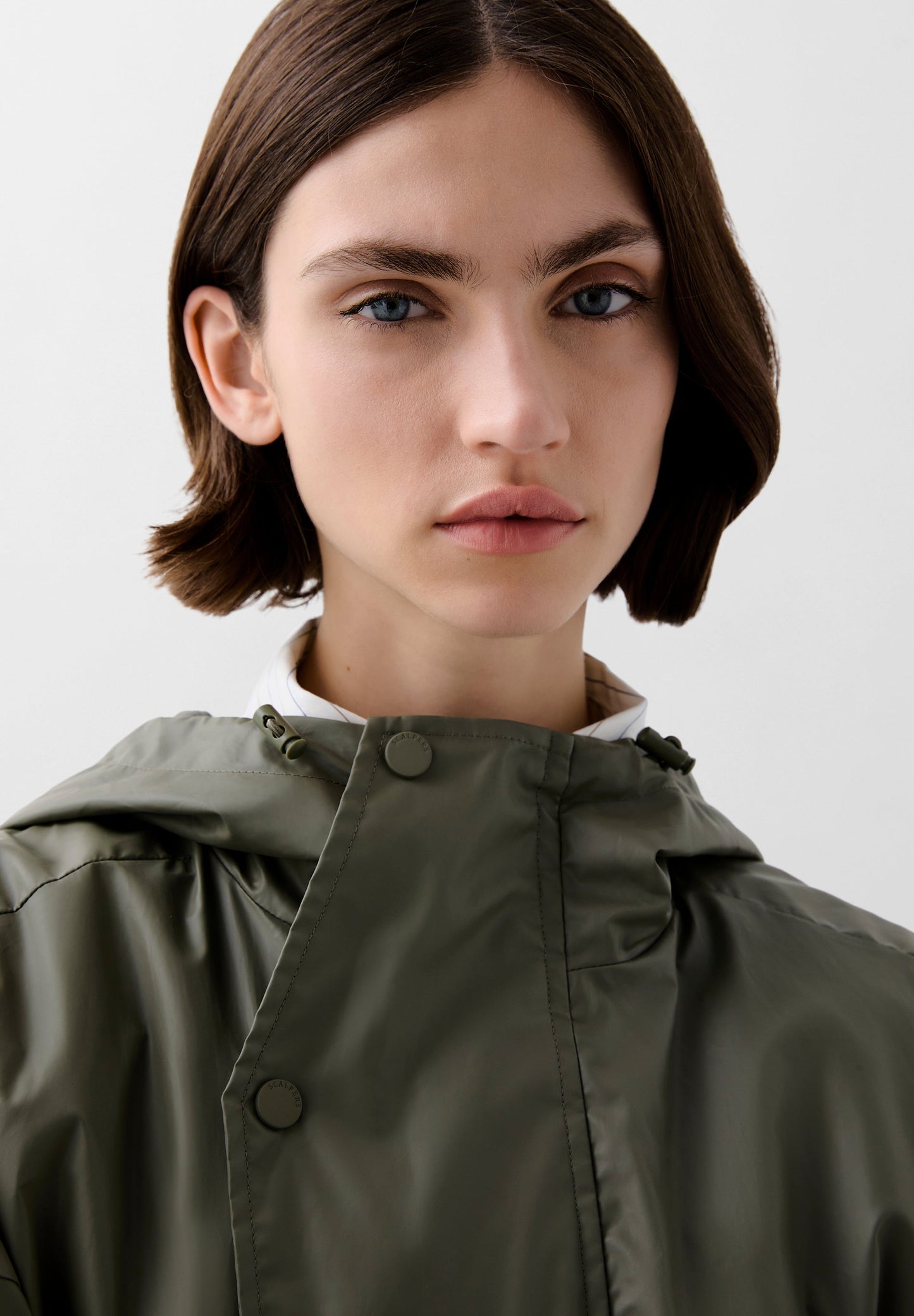 CHAQUETA IMPERMEABLE