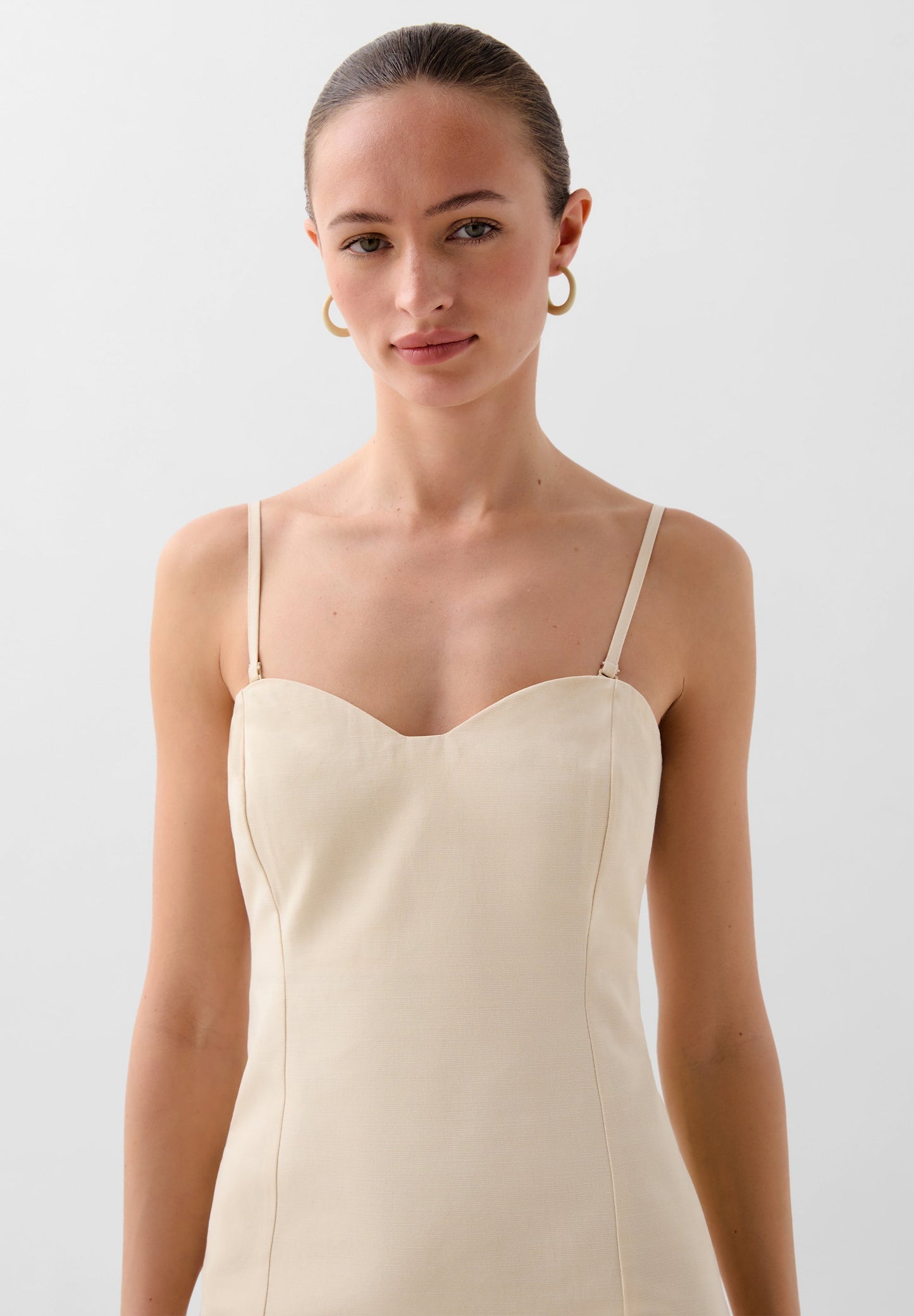 VESTIDO PINZAS ABERTURA