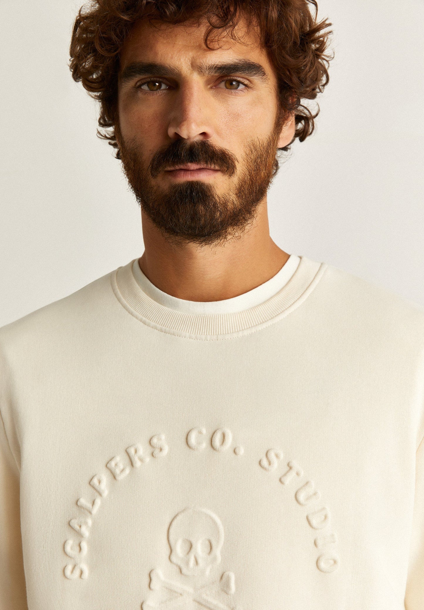 SUDADERA LOGO RELIEVE