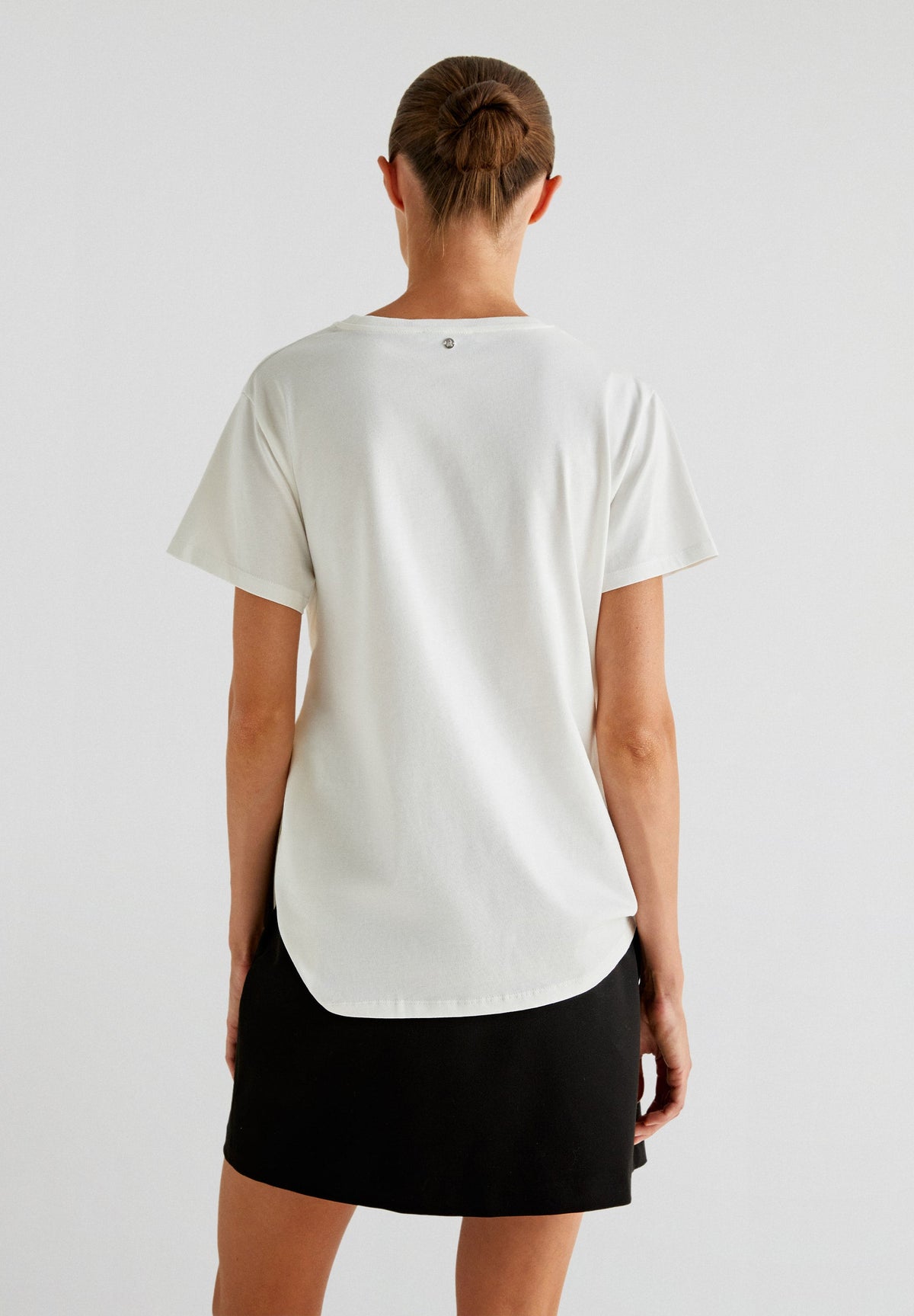 POLERA NUDO LATERAL