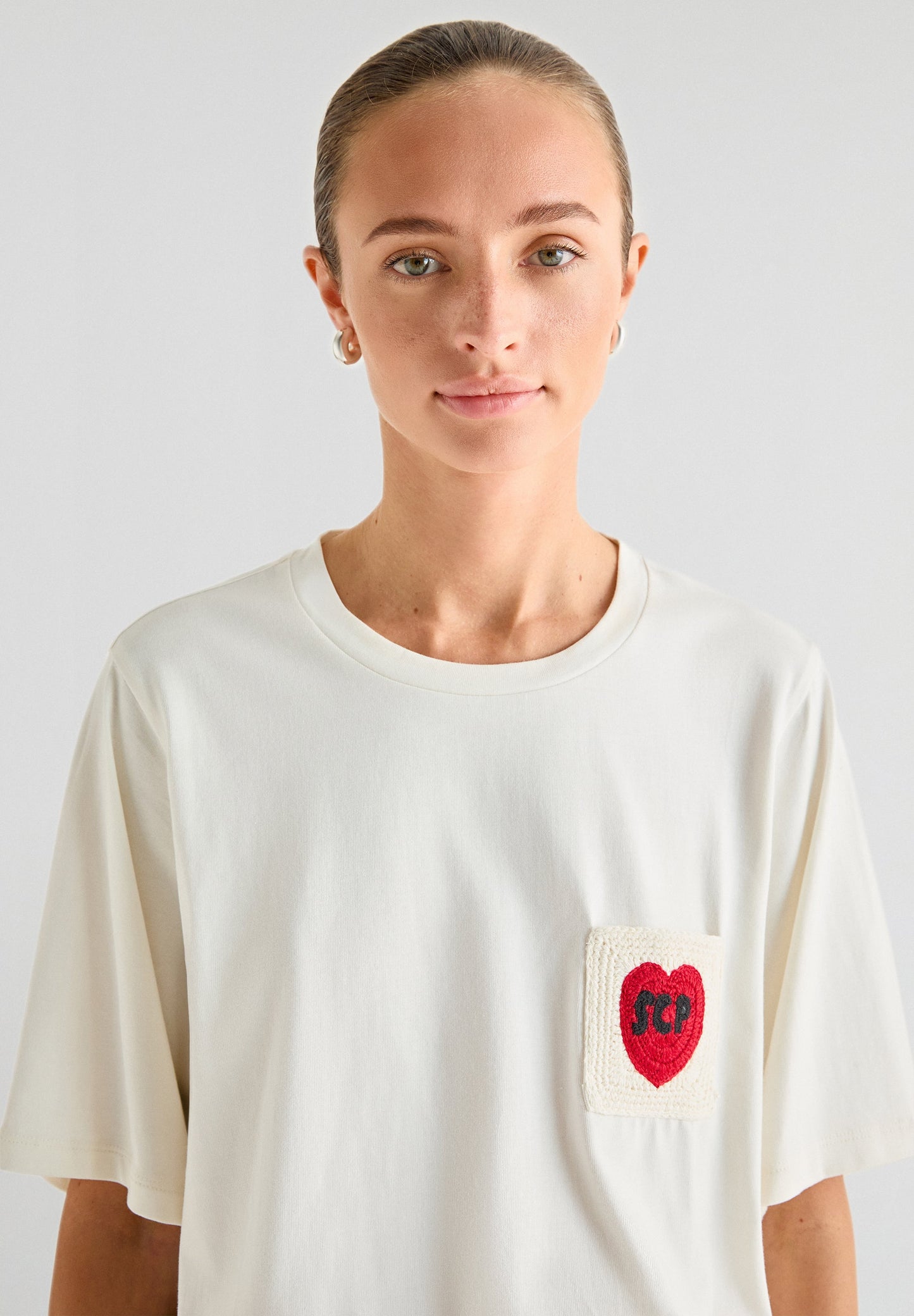 CAMISETA BOLSILLO CROCHET