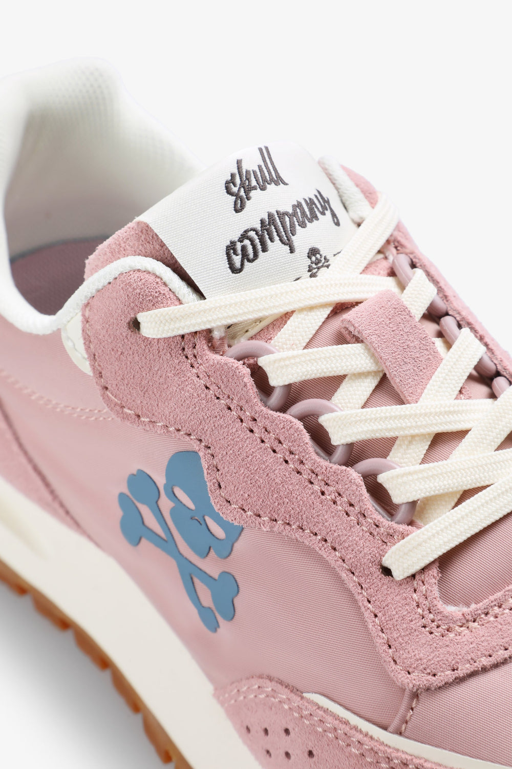 SNEAKERS CALAVERA SUELA PRONUNCIADA – Scalpers CL