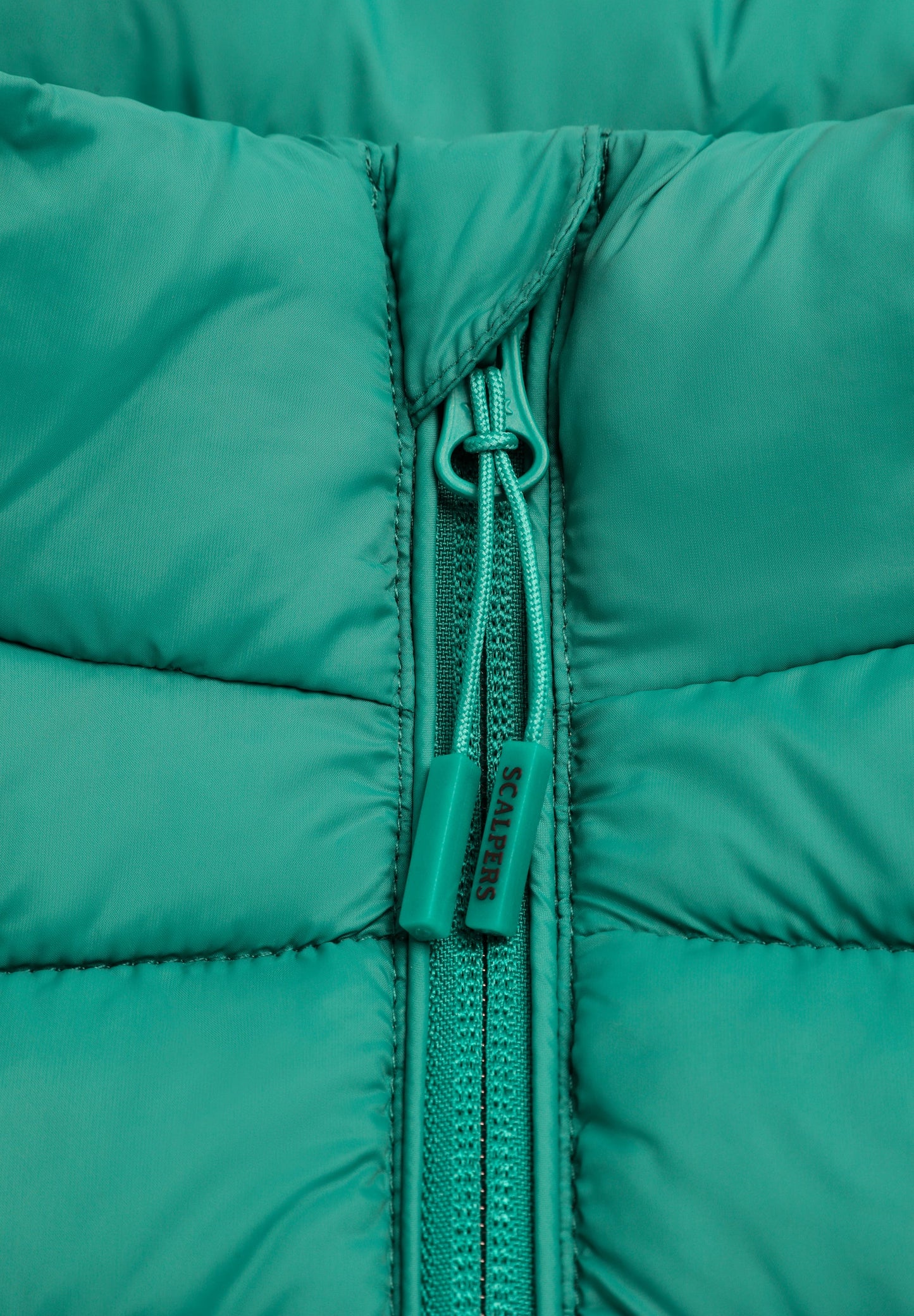 CHALECO ACOLCHADO CALAVERA PARCHE