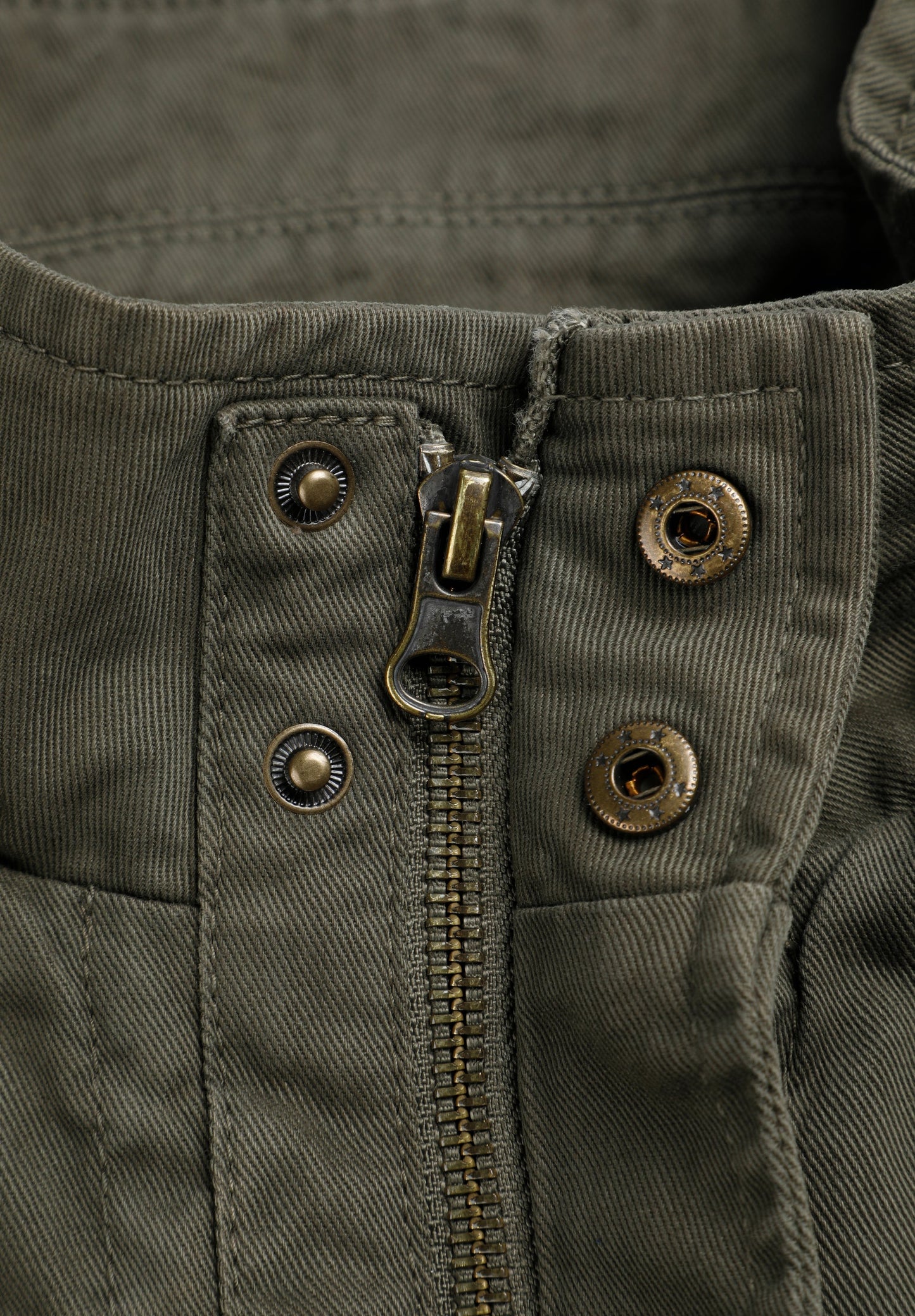 CHAQUETA MILITAR CAZADORA