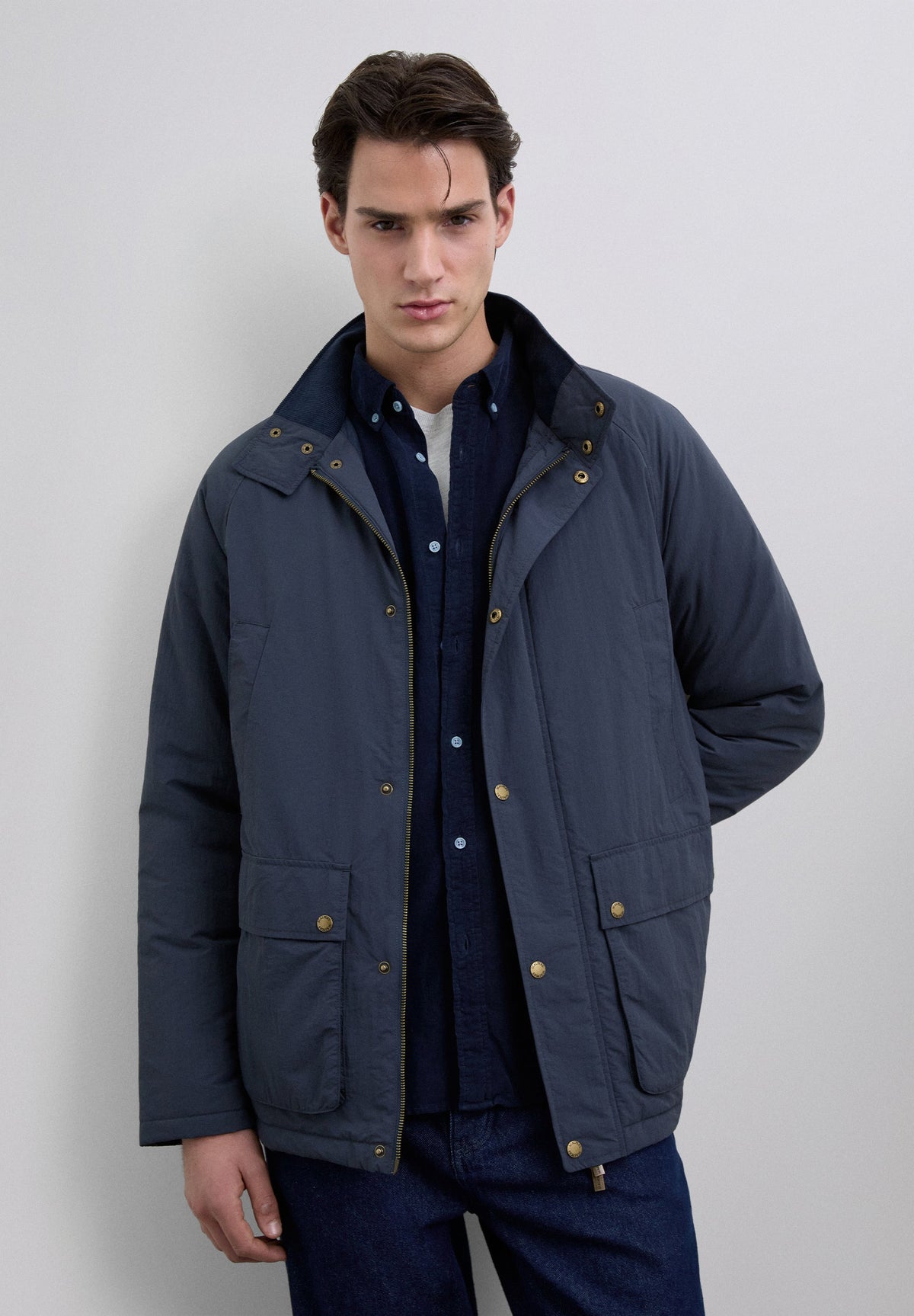 CHAQUETA TÉCNICA IMPERMEABLE