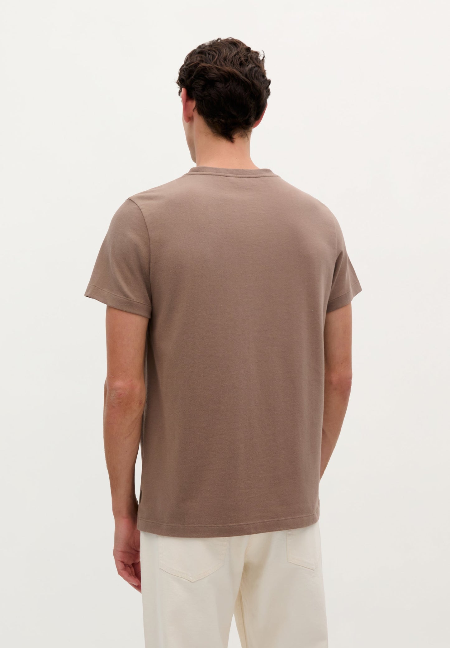 POLERA BÁSICA CALAVERA