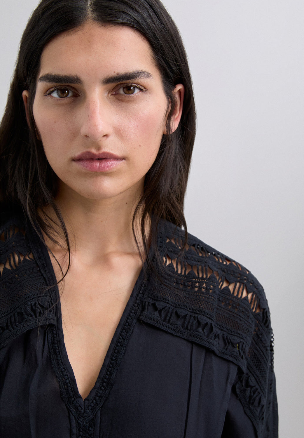 TOP FRUNCES BORDADOS - Scalpers