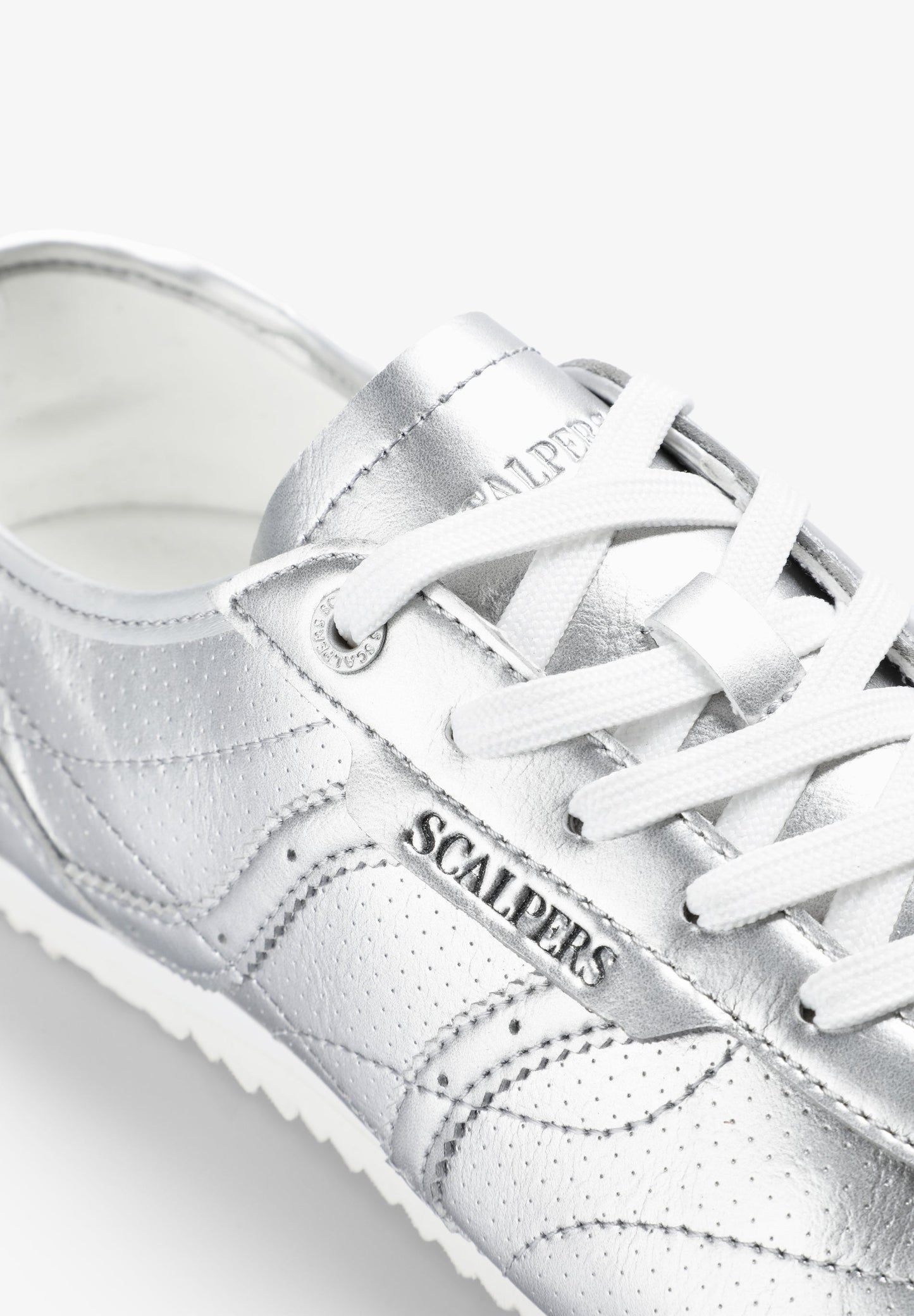 ZAPATILLA EFECTO METALIZADO - Scalpers