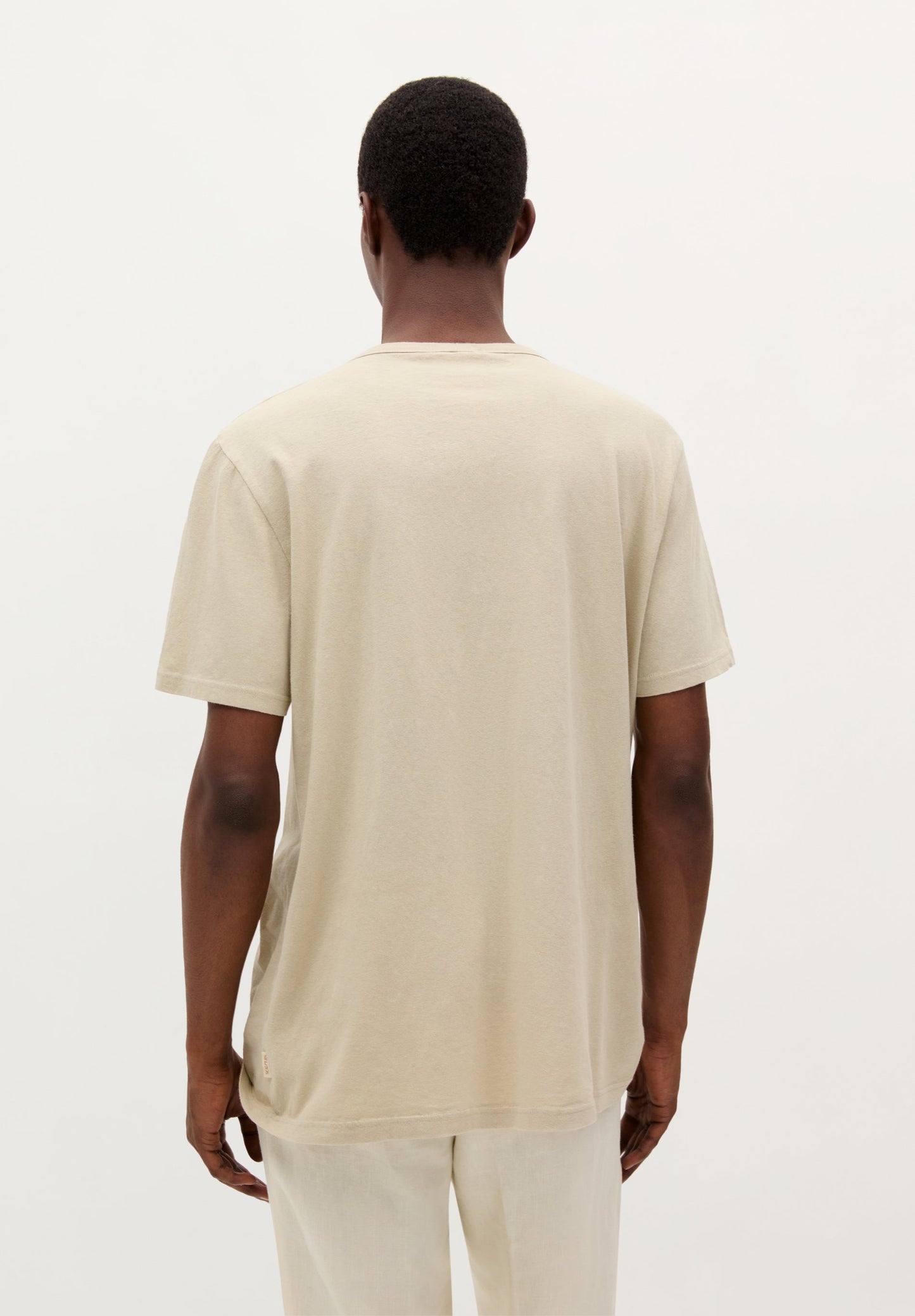 CAMISETA LISA BÁSICA ALGODÓN