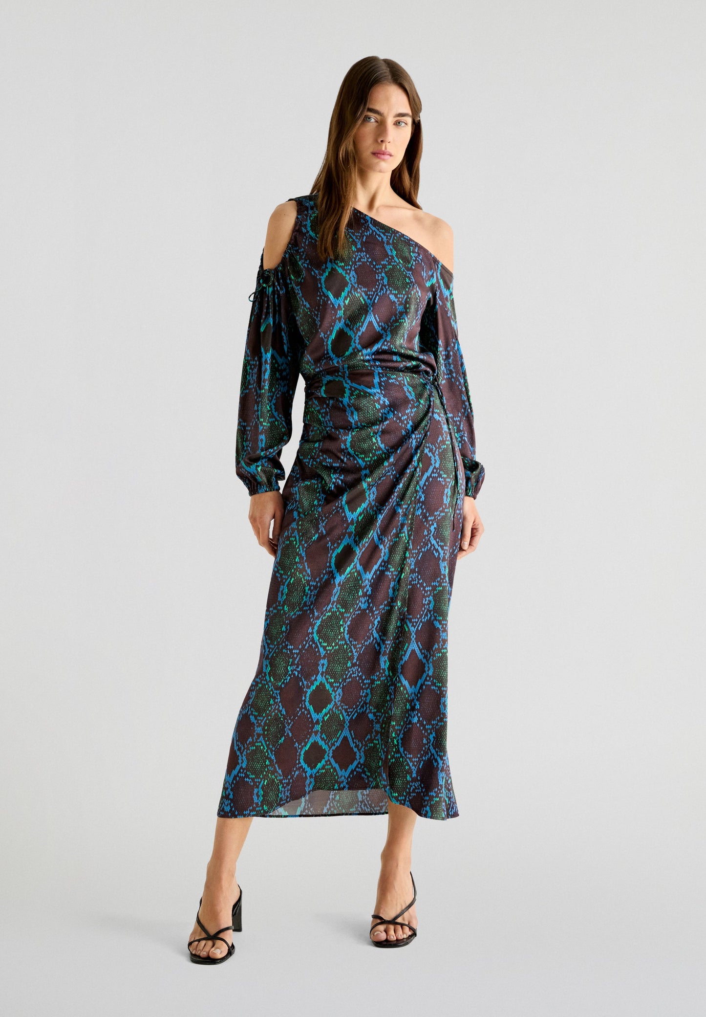 TOP ESCOTE ASIMÉTRICO