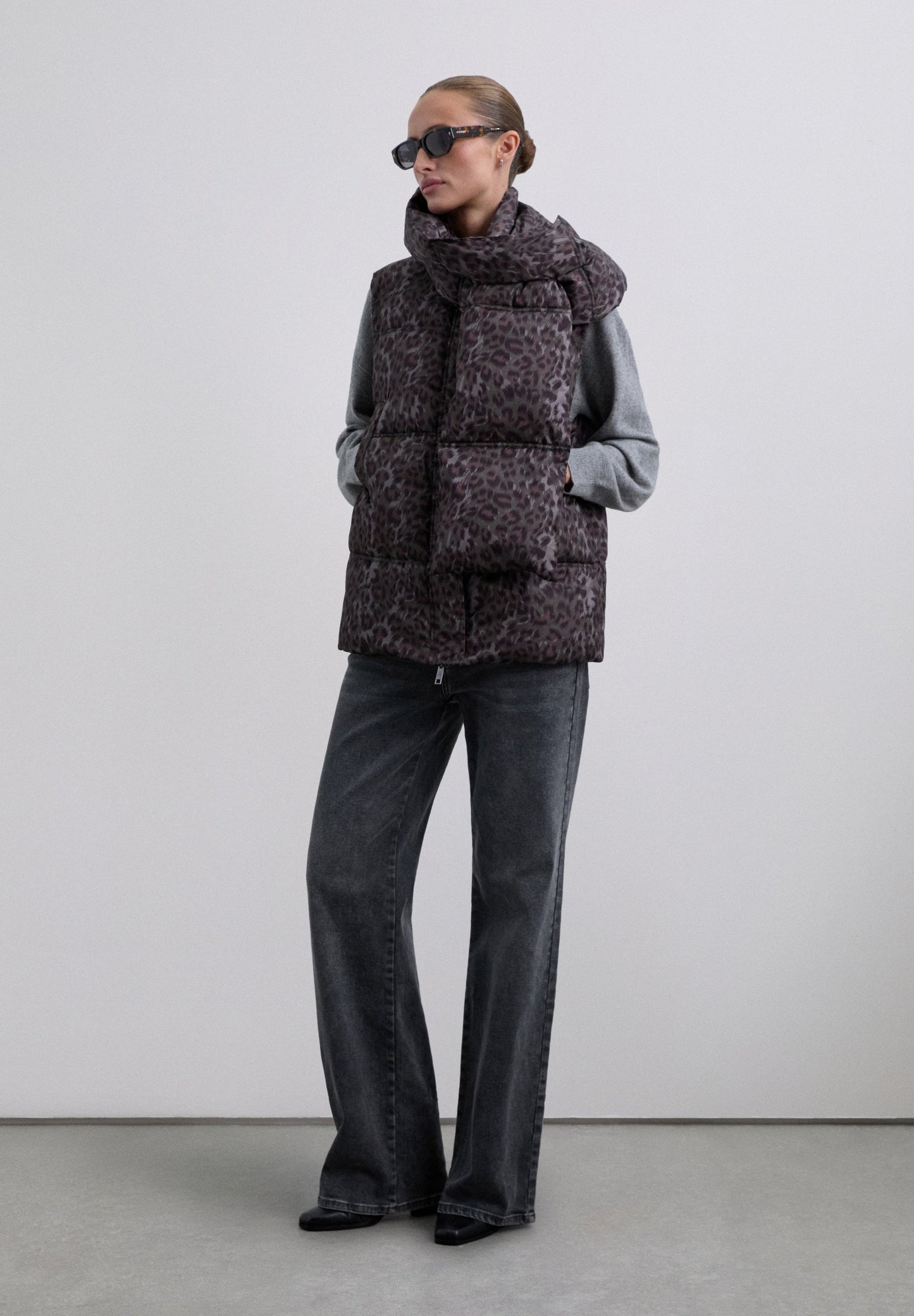 CHALECO ANIMAL PRINT DESMONTABLE