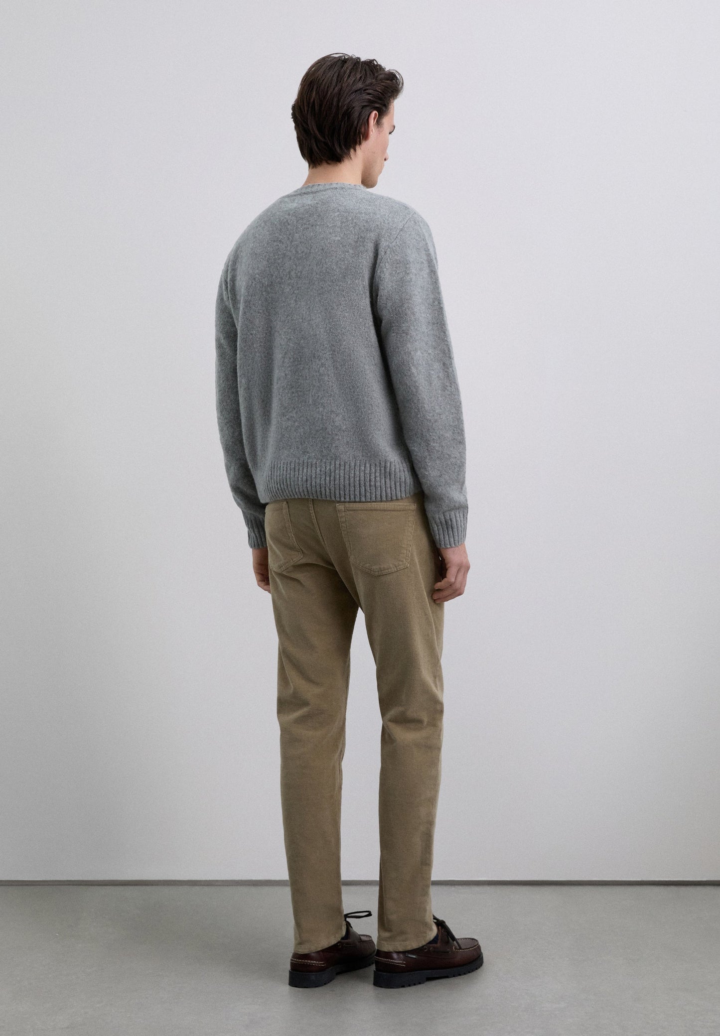 PANTALONES PANA REGULAR FIT