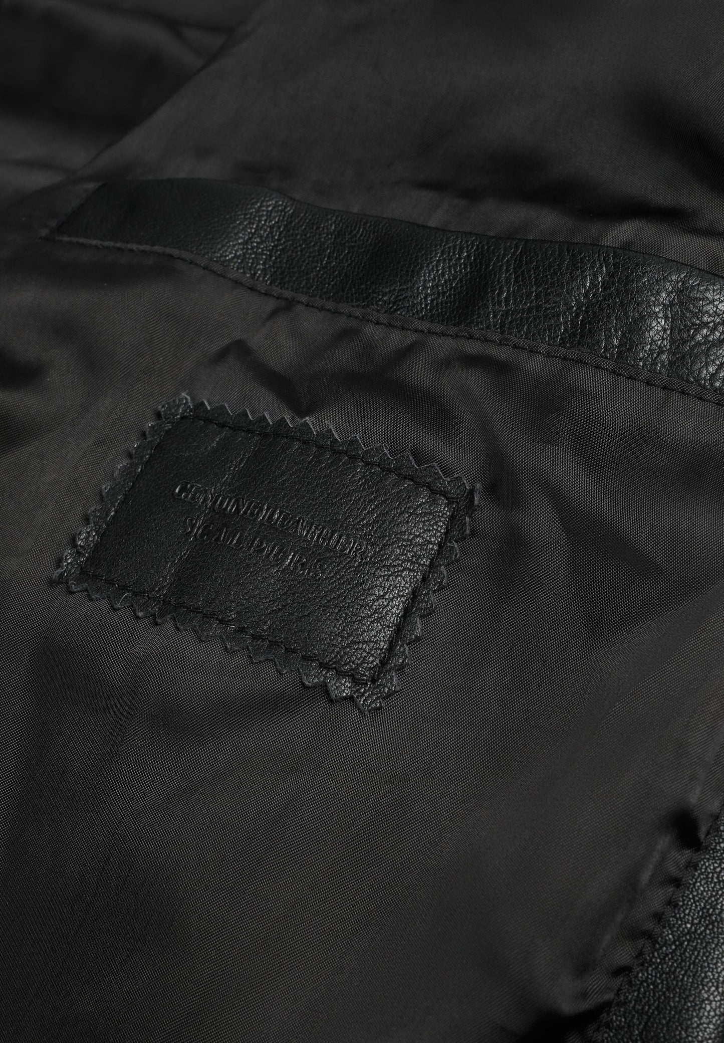 CHAQUETA PIEL CUELLO CAMISA - Scalpers