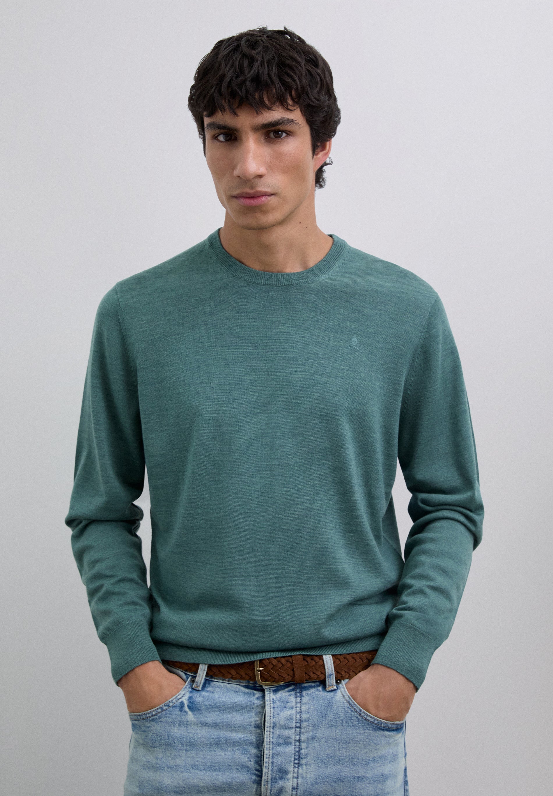 CHALECO BORDADO LANA MERINO