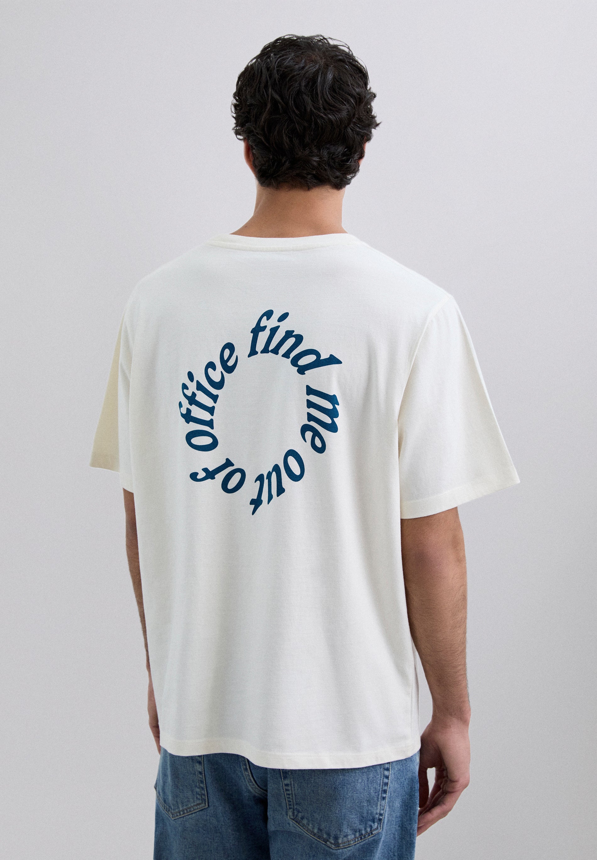 POLERA PRINT LOGO CONTRASTE