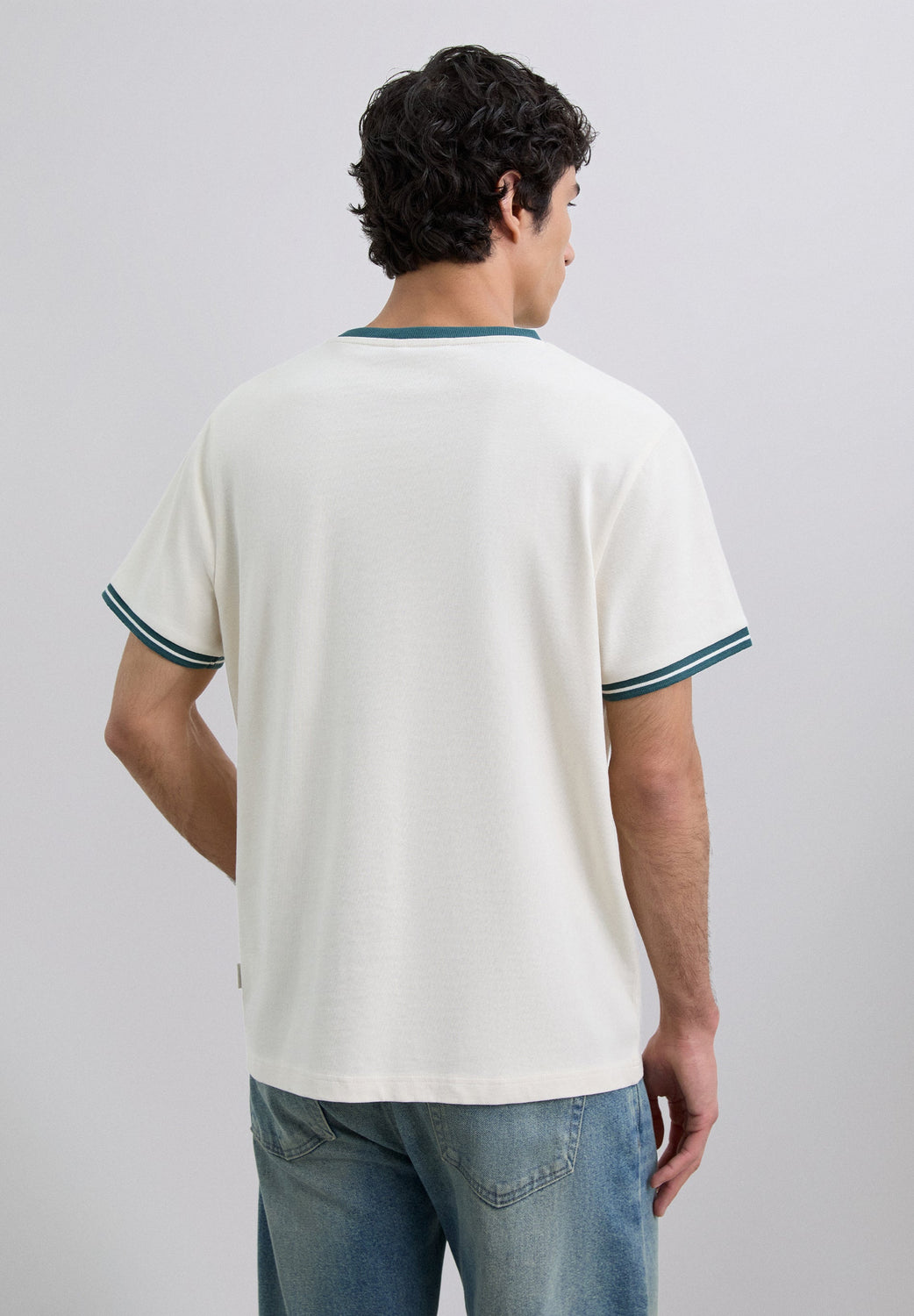 CAMISETA PRINT CONTRASTE - Scalpers