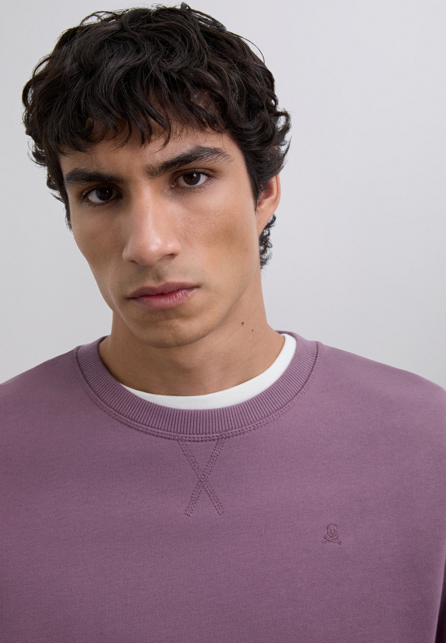 SUDADERA BORDADA ALGODÓN - Scalpers