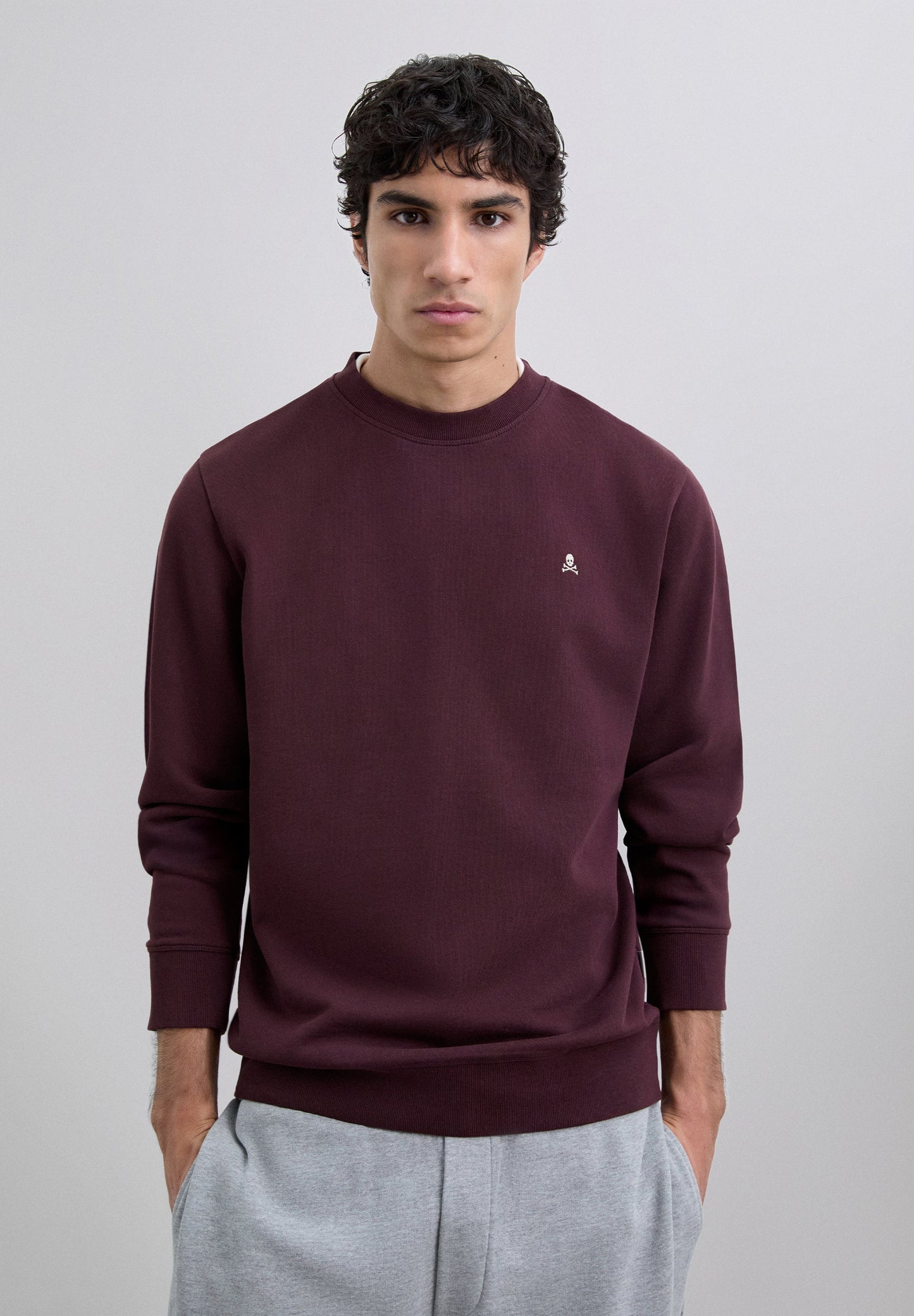 POLERÓN BORDADA CONTRASTE ALGODÓN