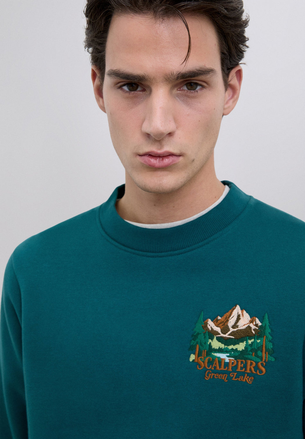SUDADERA ALGODÓN BORDADA - Scalpers
