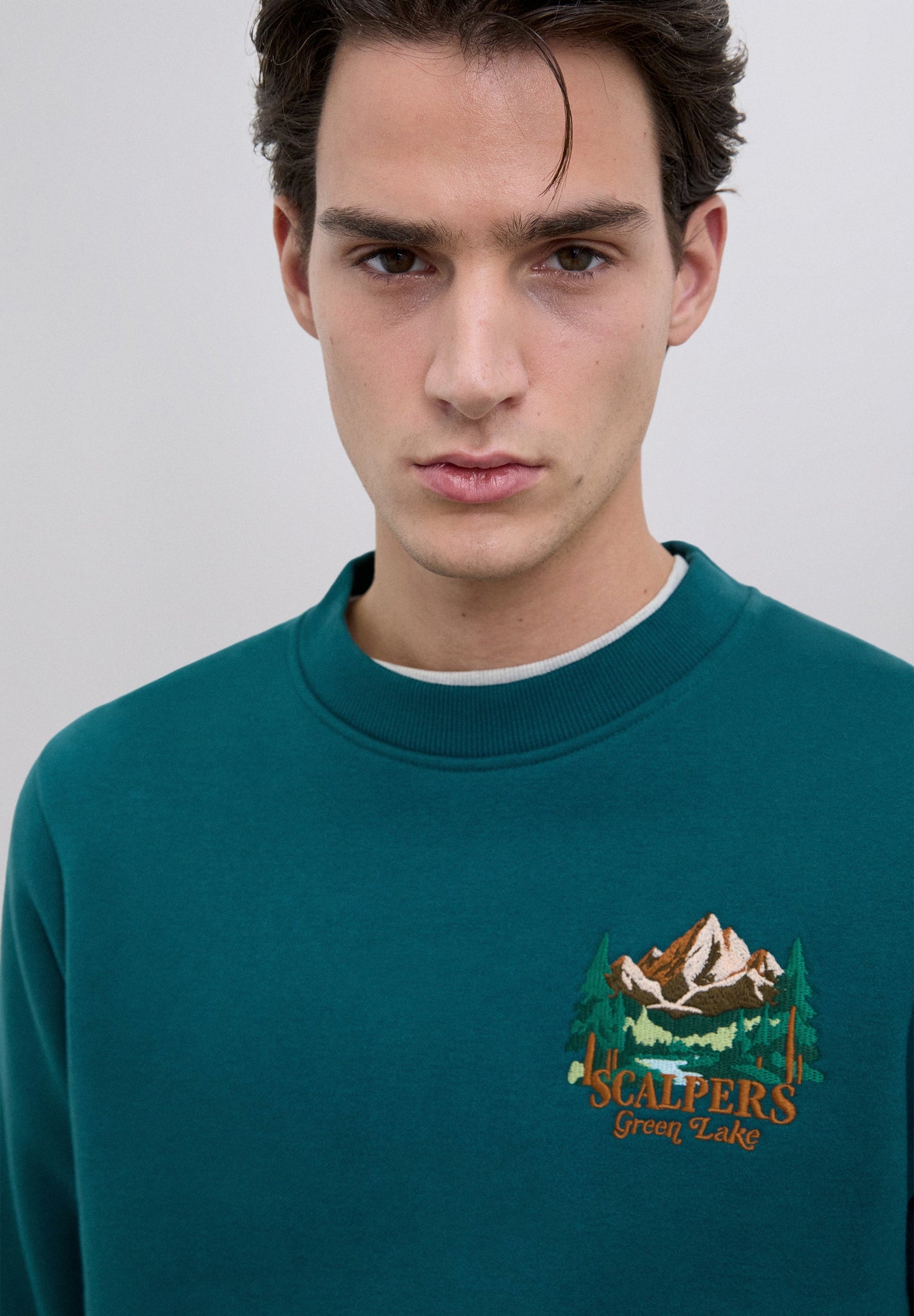 SUDADERA ALGODÓN BORDADA - Scalpers