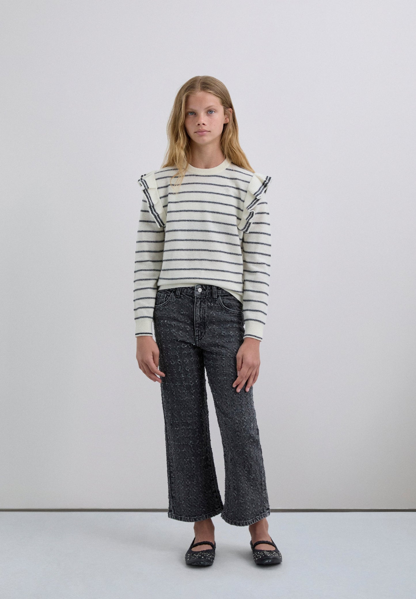 SWEATER RAYAS VOLANTE