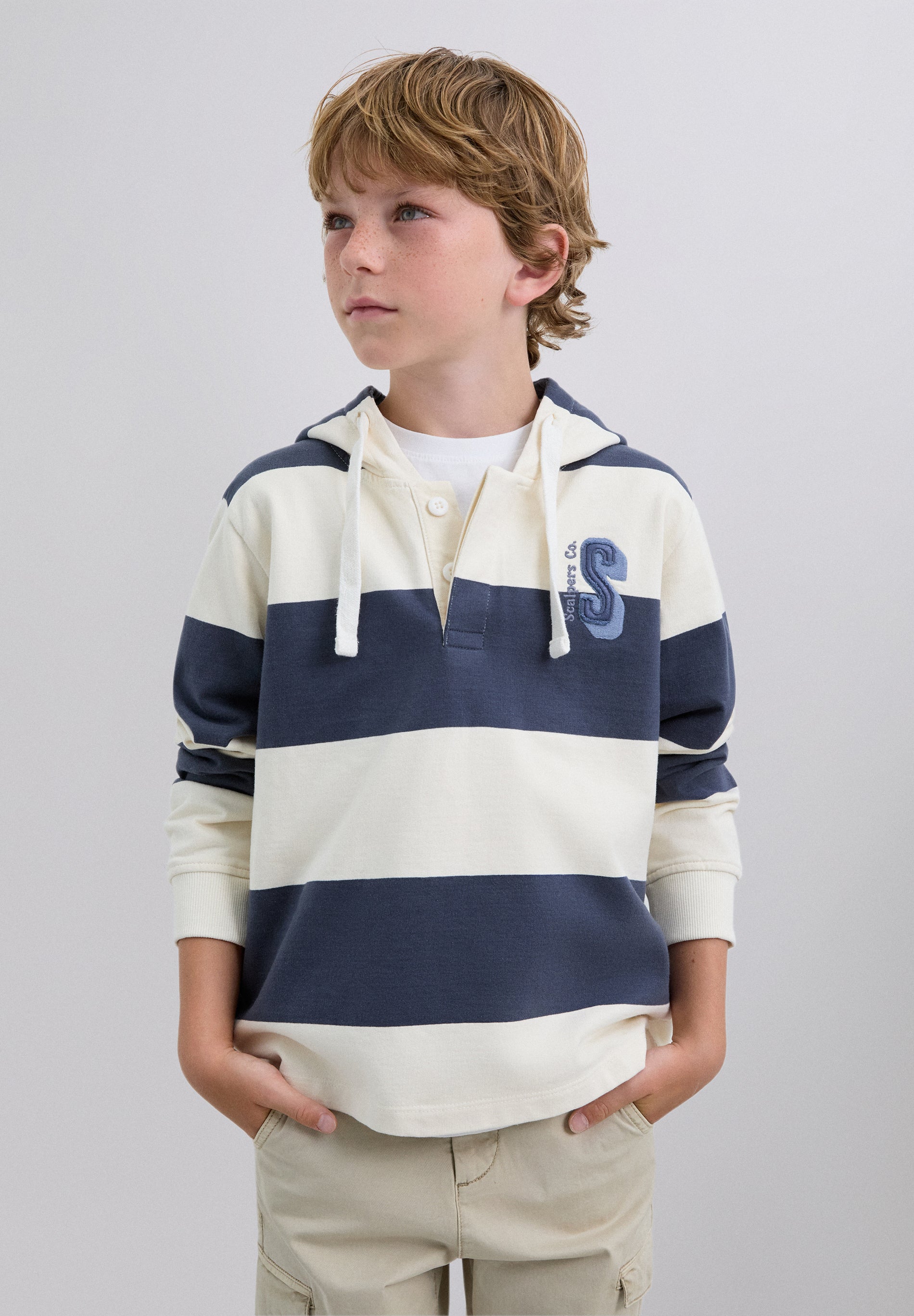 POLERÓN RAYAS CAPUCHA CALAVERA