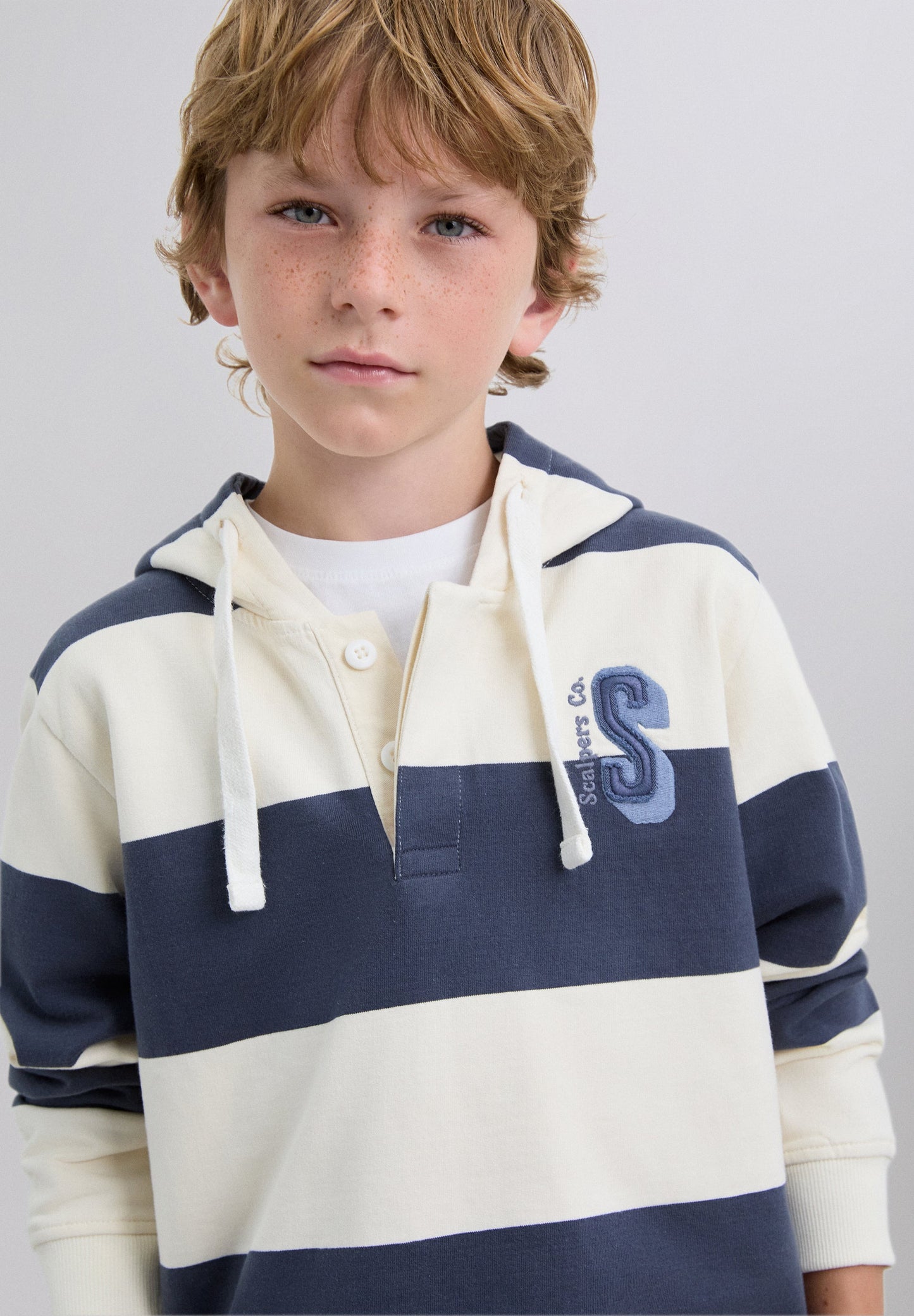 POLERÓN RAYAS CAPUCHA CALAVERA