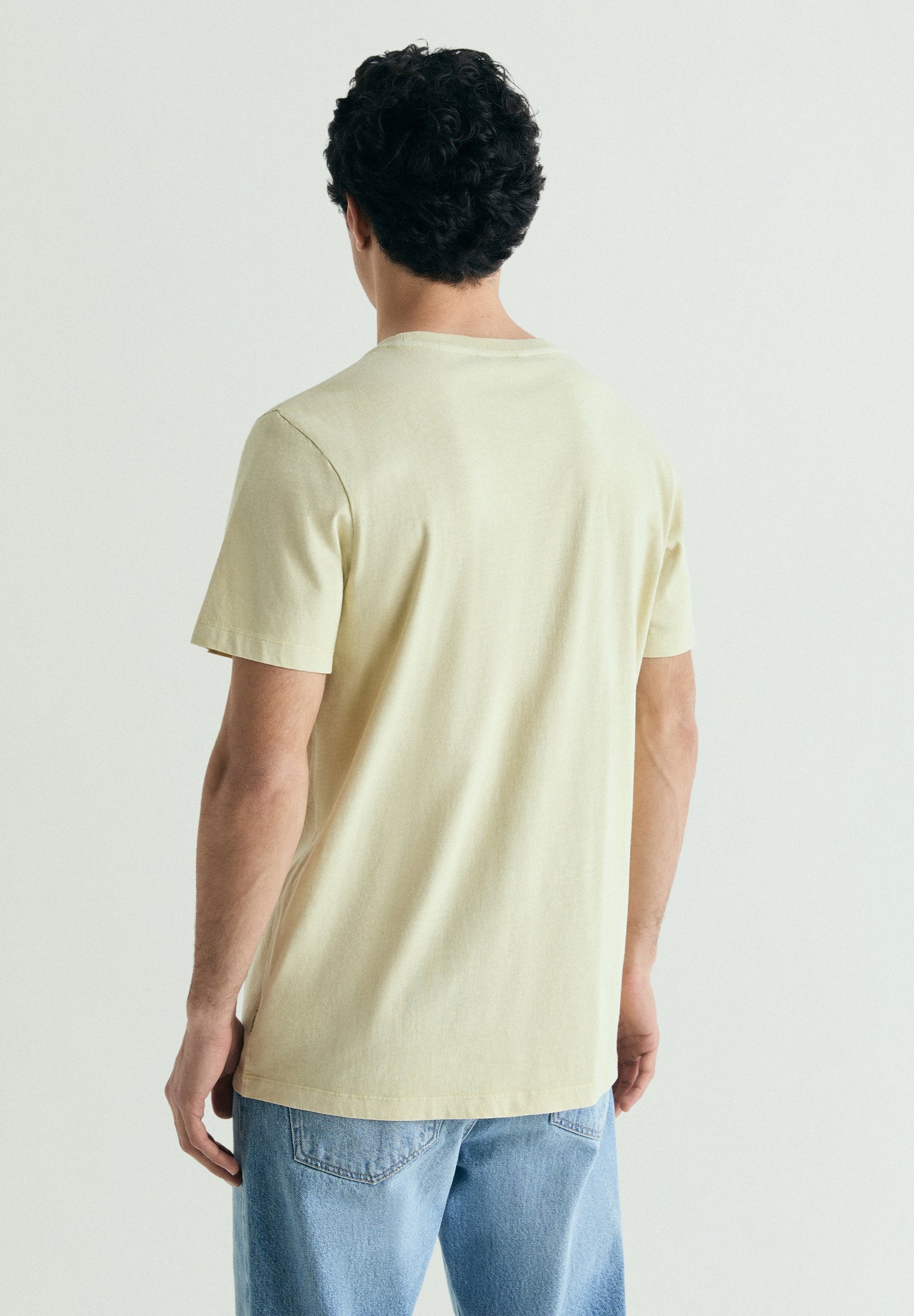 CAMISETA BORDADA EFECTO WASHED