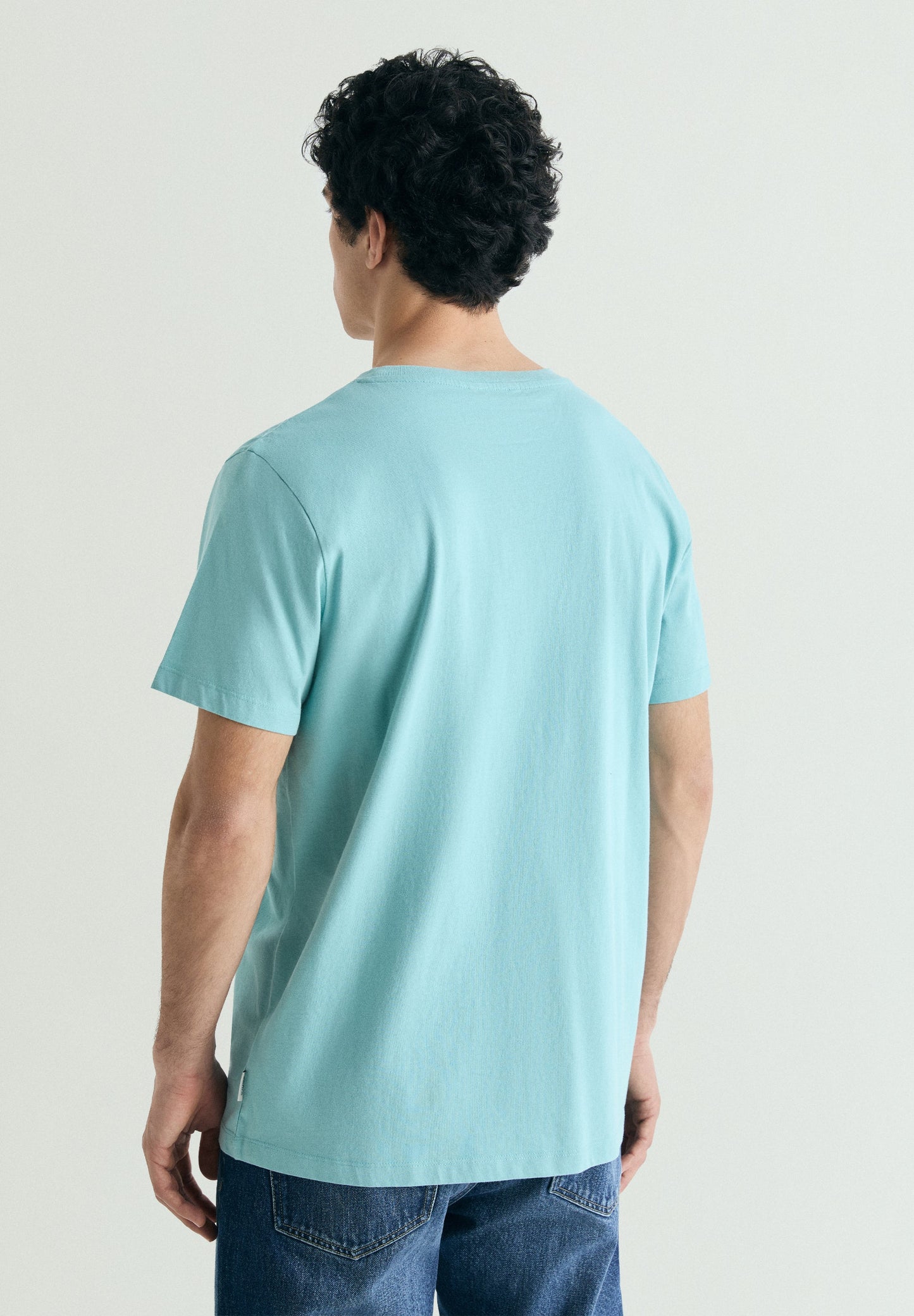 CAMISETA BORDADA EFECTO WASHED
